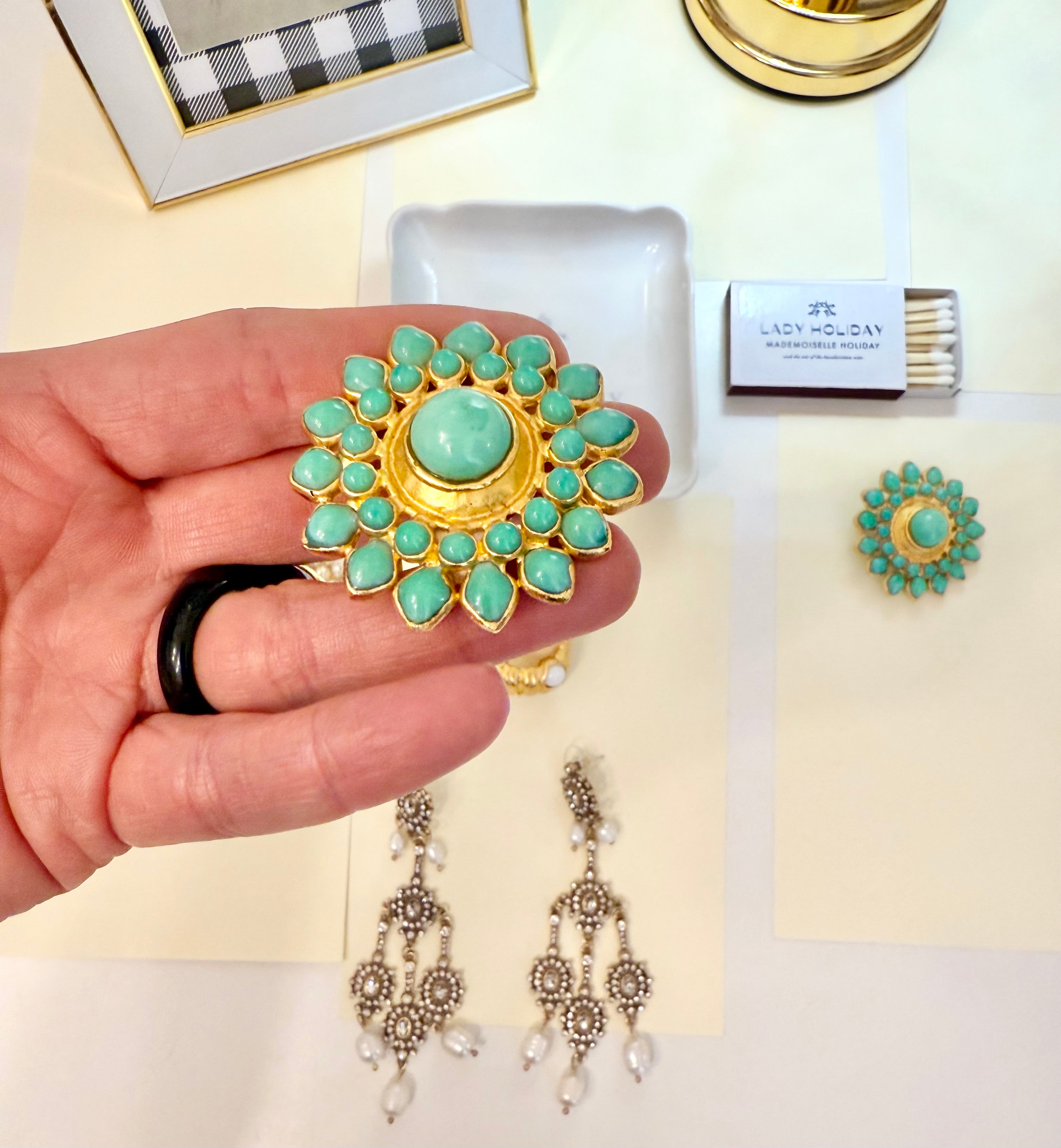 These are classy rare Italian gripoix stunning earrings....