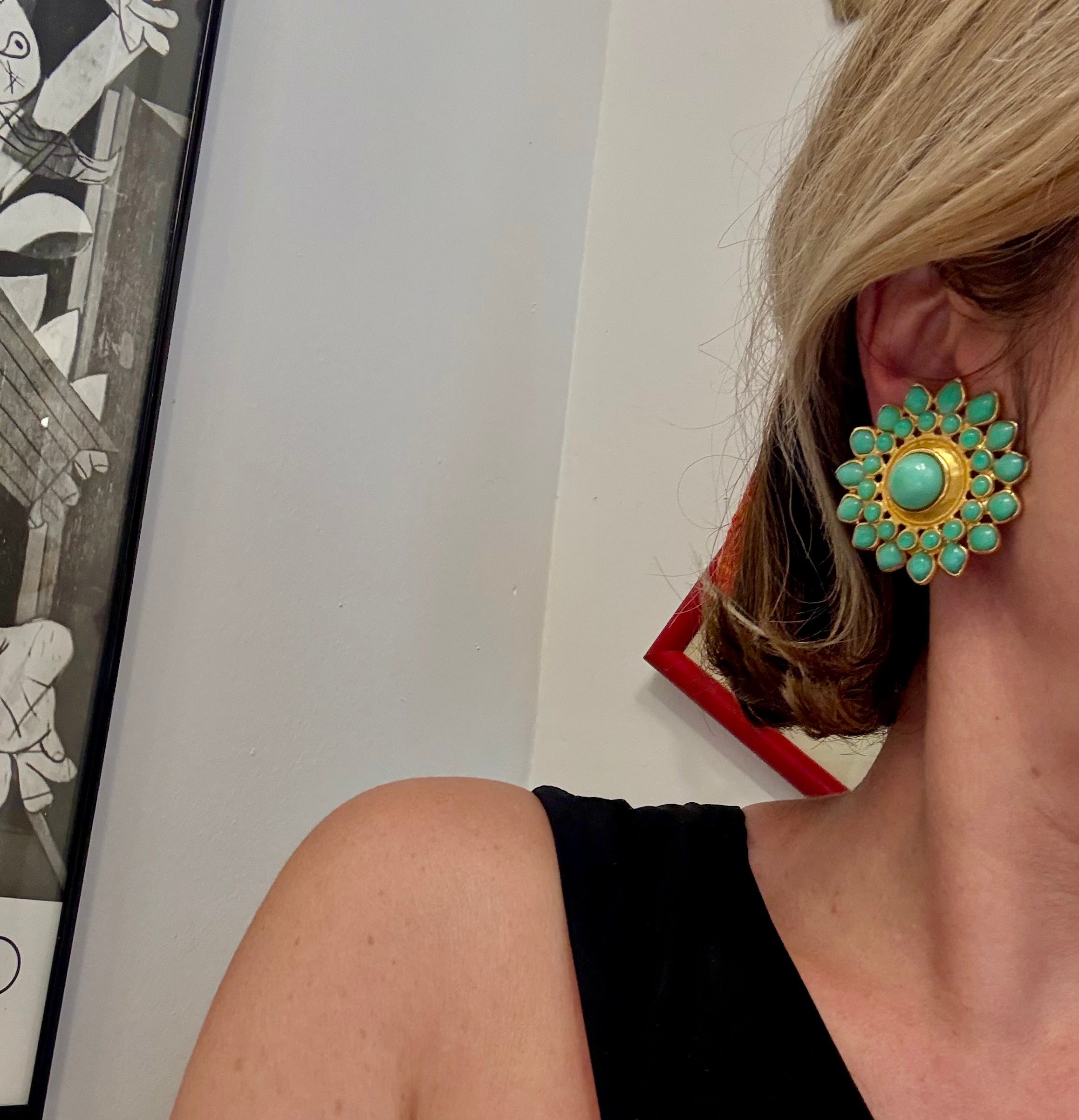 These are classy rare Italian gripoix stunning earrings....