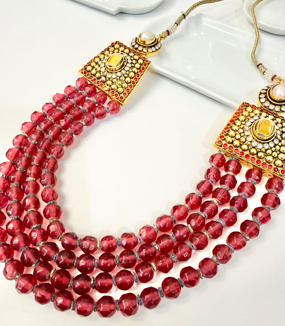 The most lovely garnet glass beaded indian necklace... so chic
