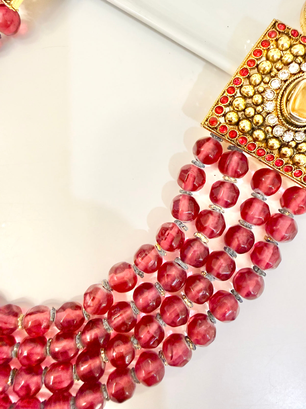 The most lovely garnet glass beaded indian necklace... so chic