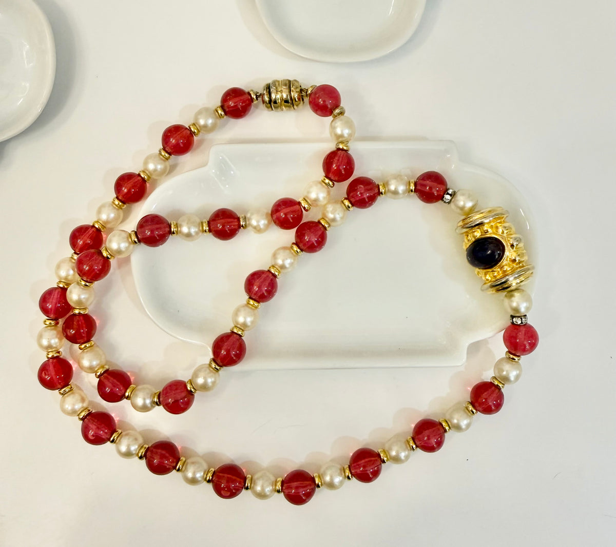 The prettiest deep faux ruby glass beaded necklace ..... a perfect layering piece