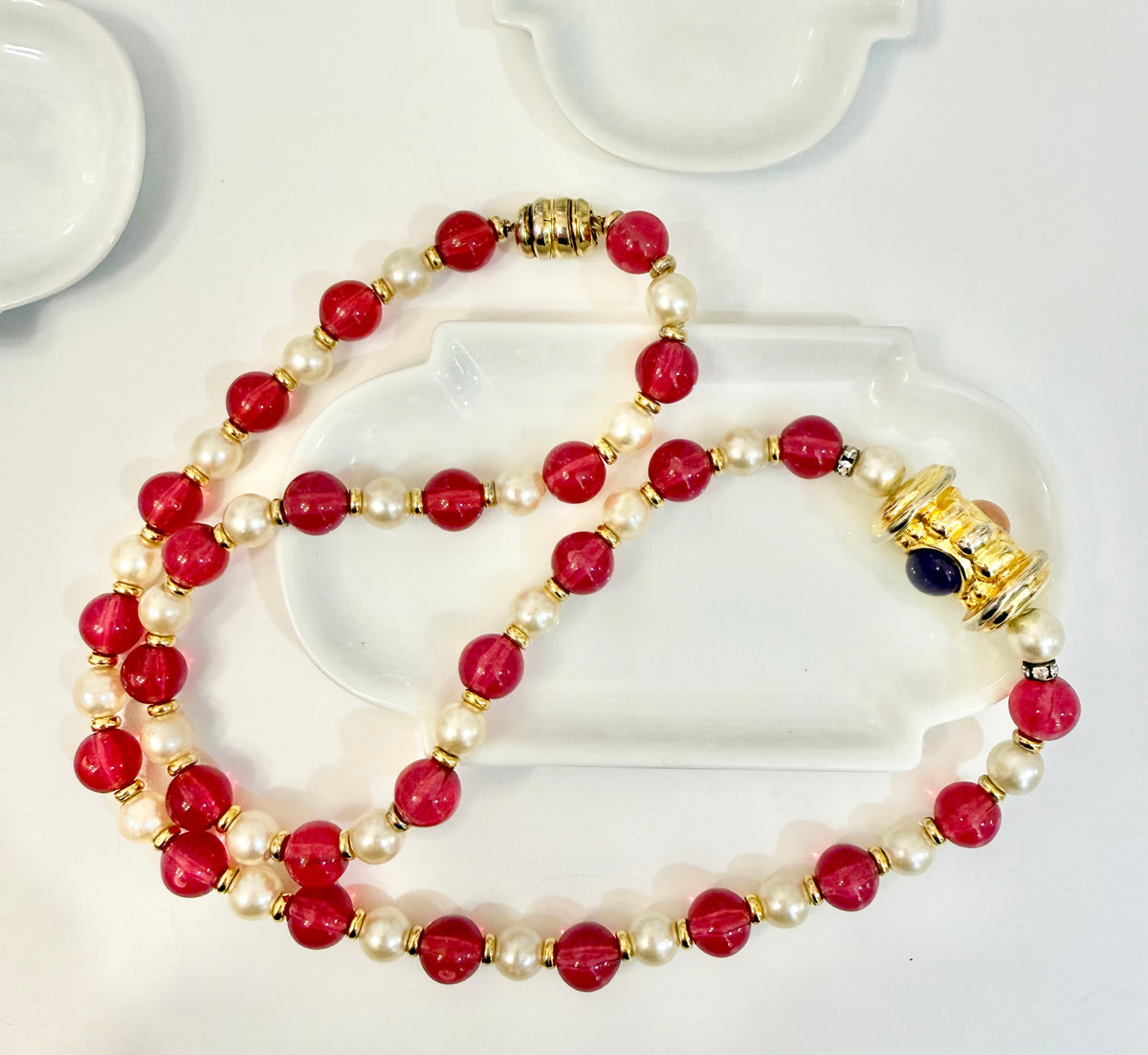 The prettiest deep faux ruby glass beaded necklace ..... a perfect layering piece