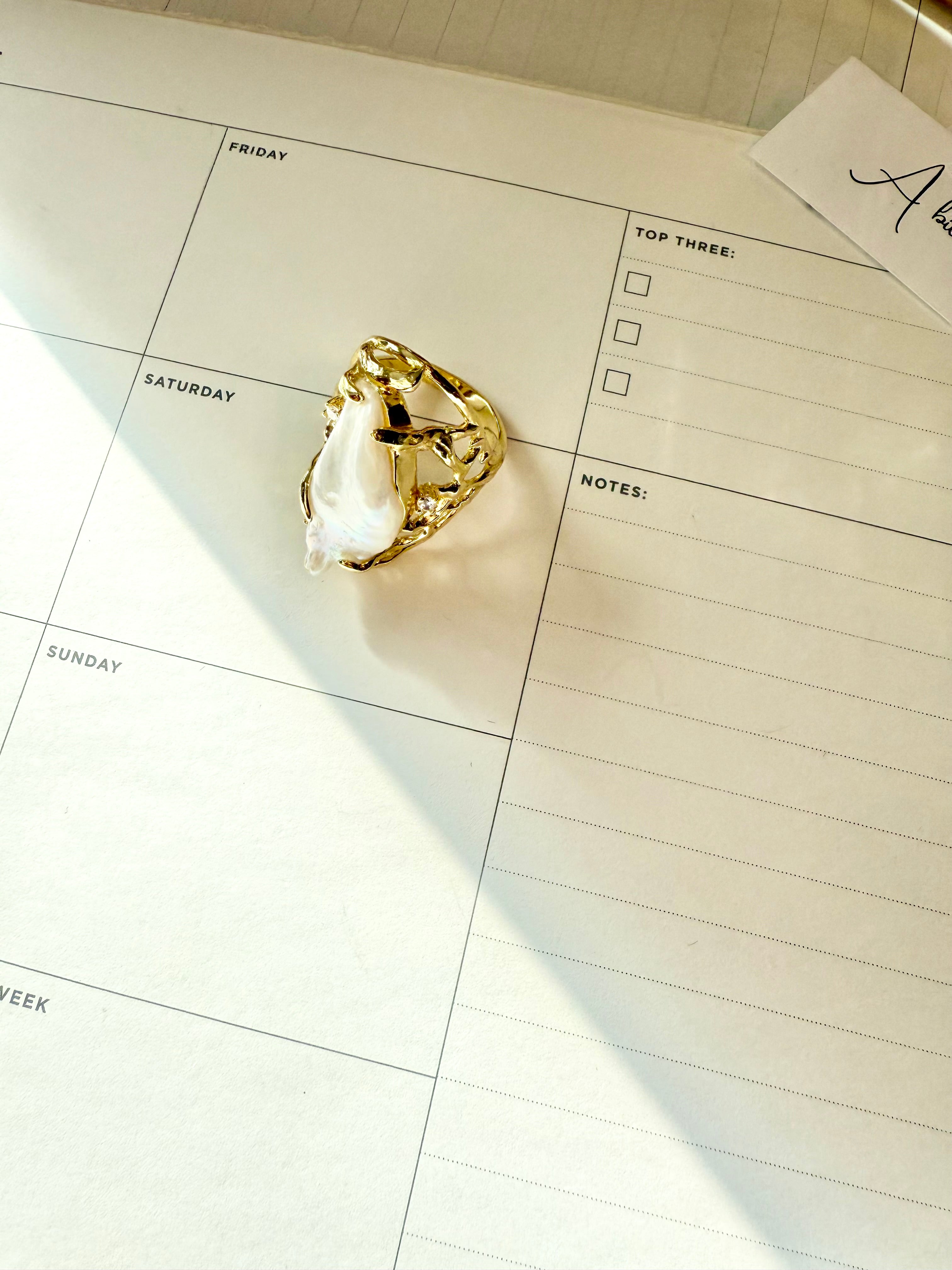 The most divine faux baroque pearl cocktail ring...so fabulous