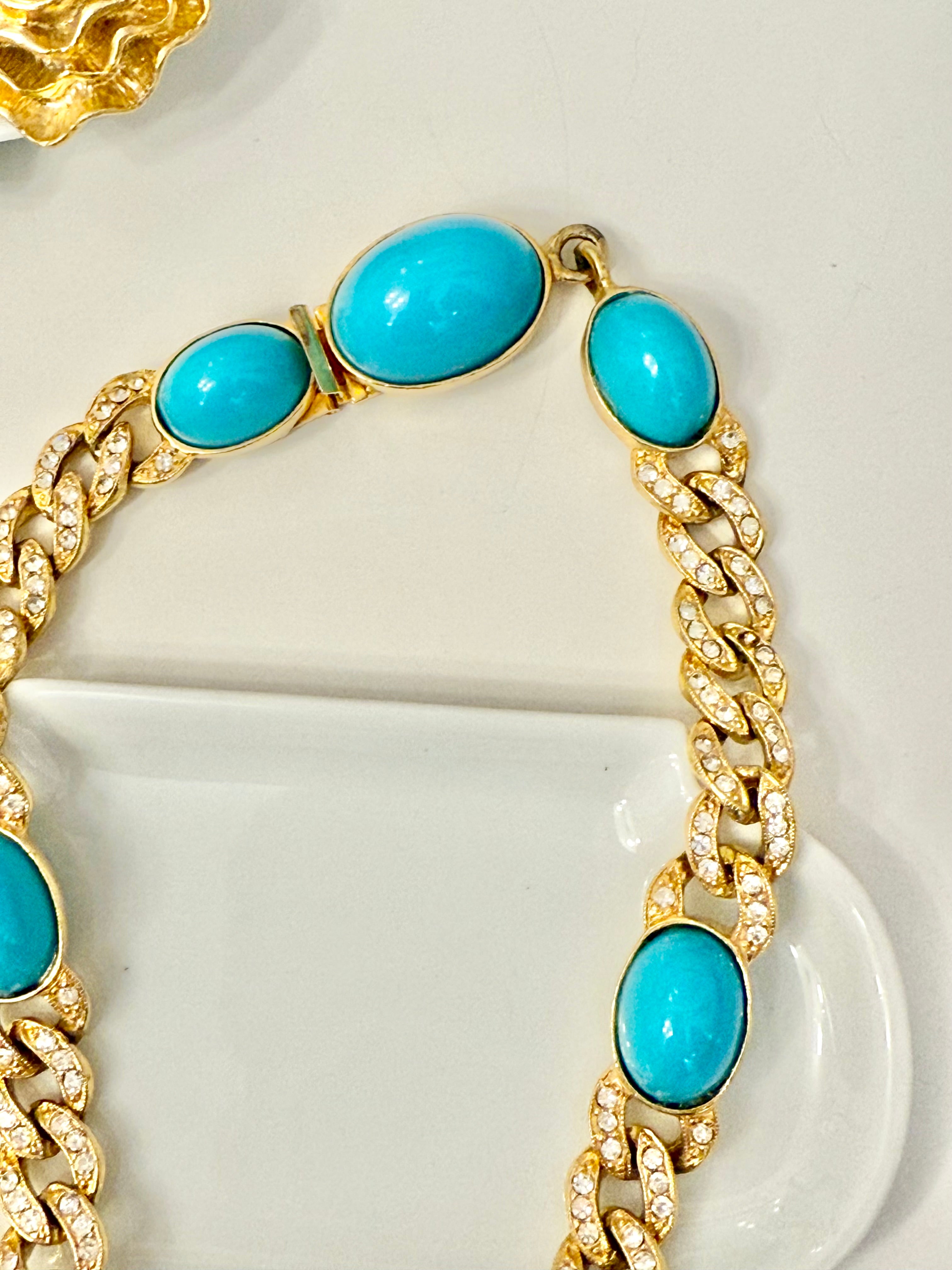 The socialite and her love of a classy gold and turquoise link necklace..