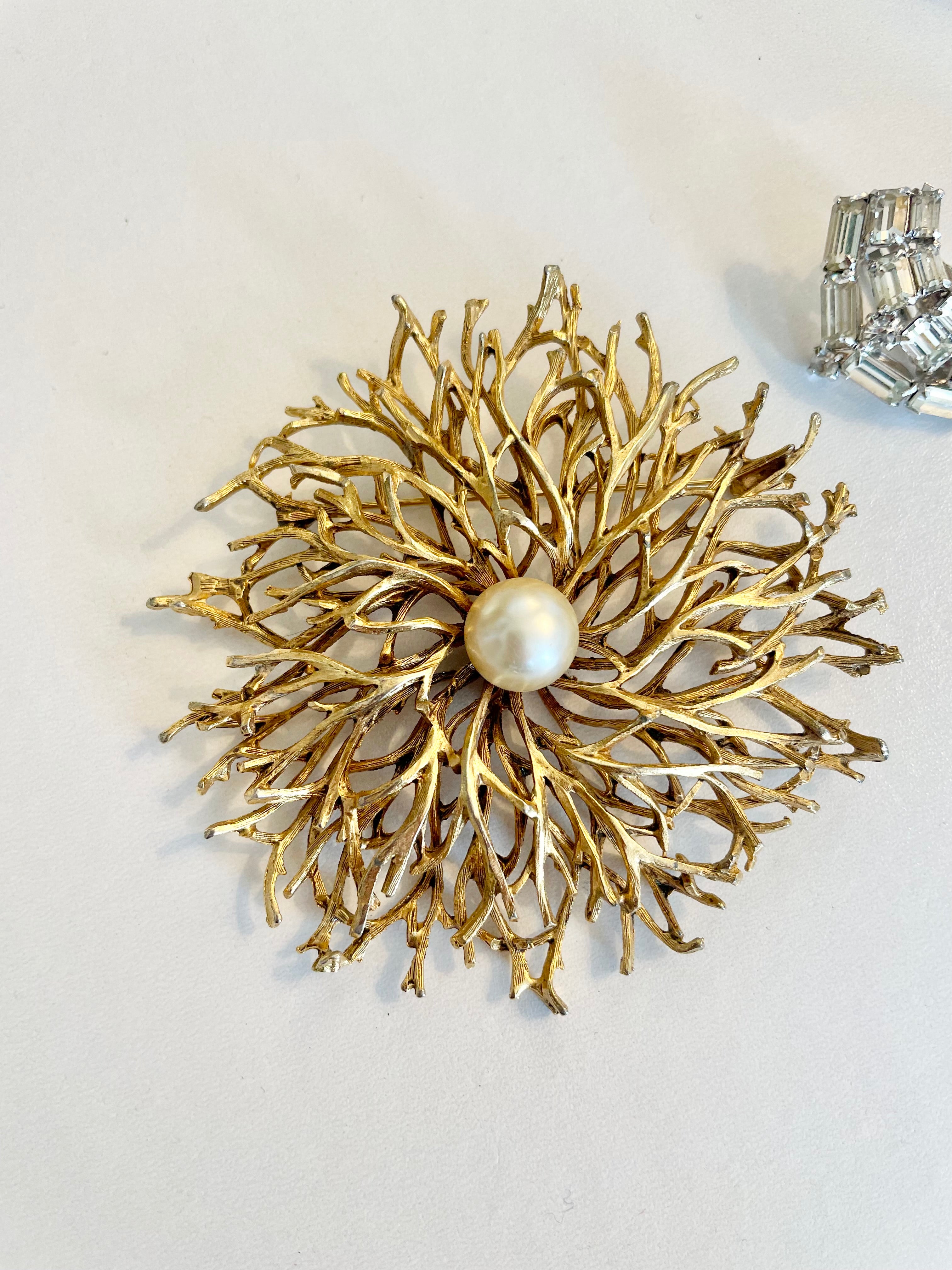 Vintage 1960's rare, and beautiful gold coral brooch with pearl center..so splendid