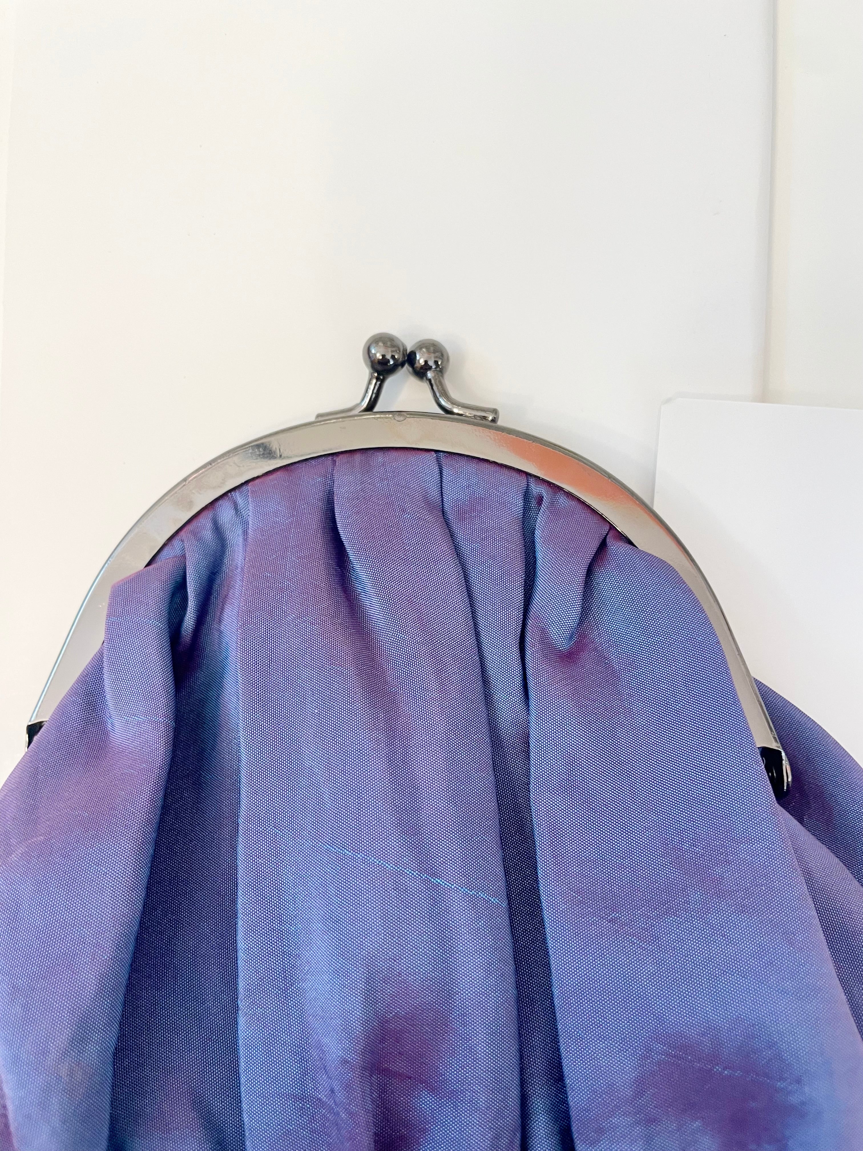 The most divine, and fancy tassel bag... so chic