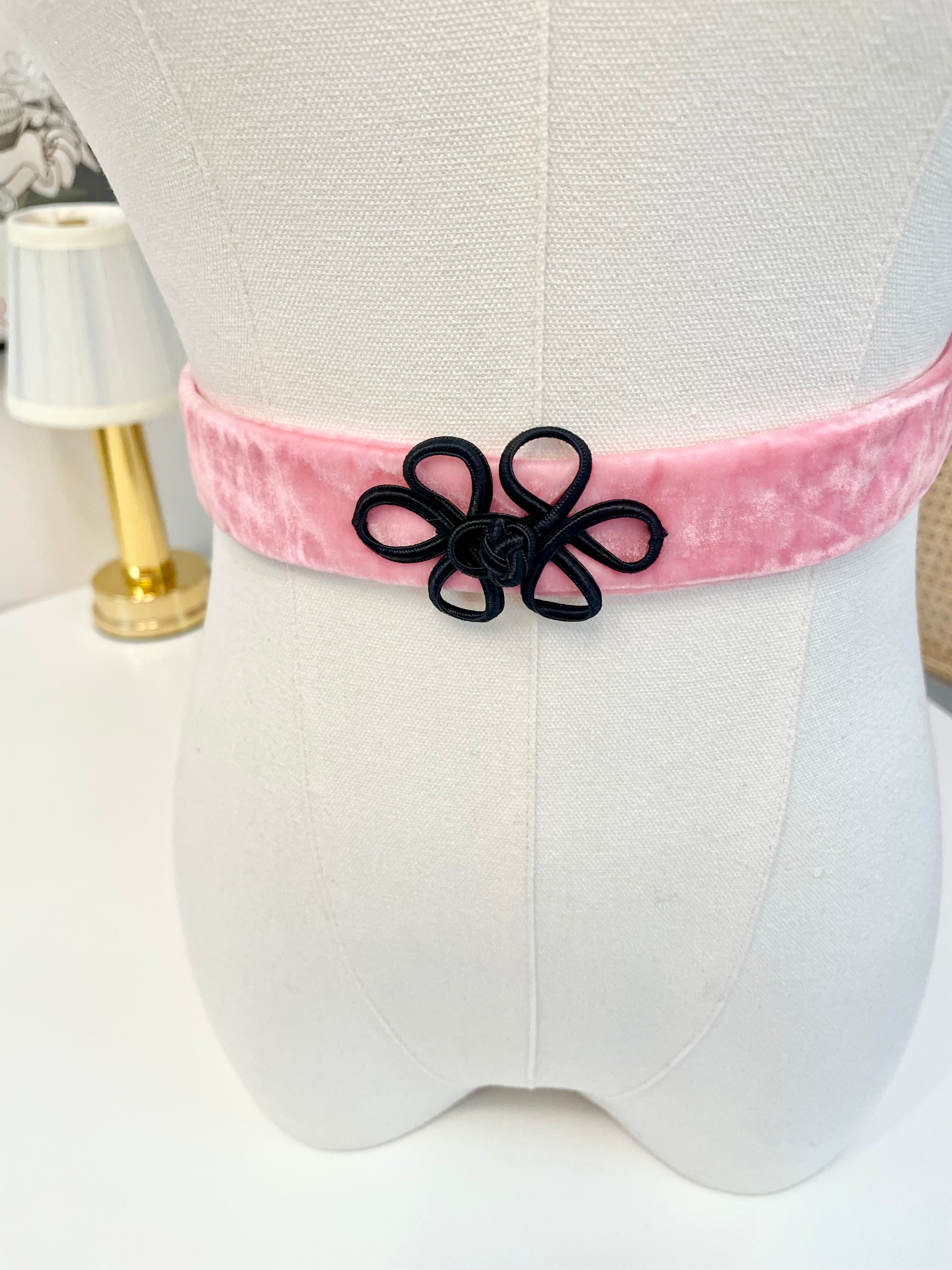 Ladies on Holiday velvet dress belt...so elegant