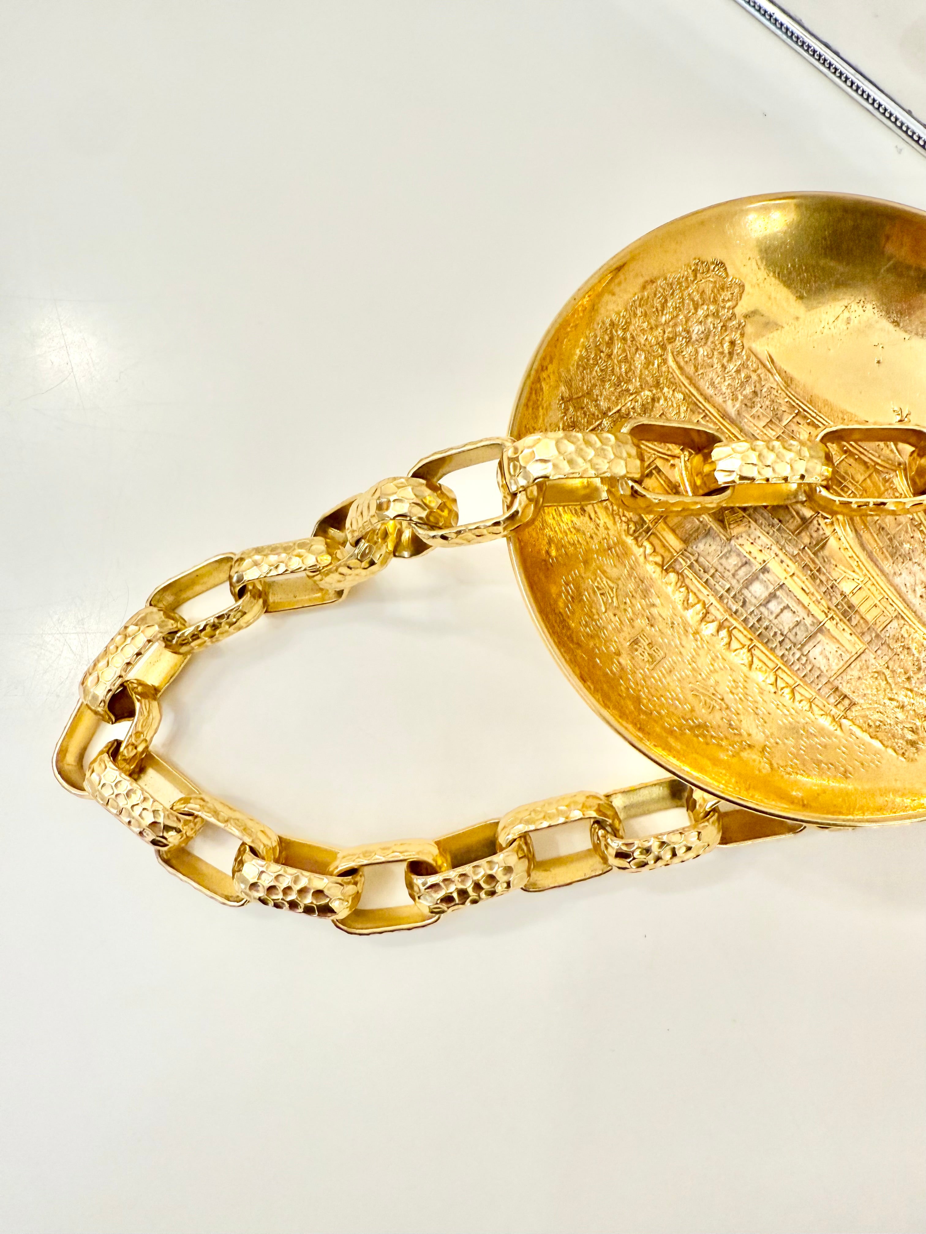 The socialite and her love Anne Klein...