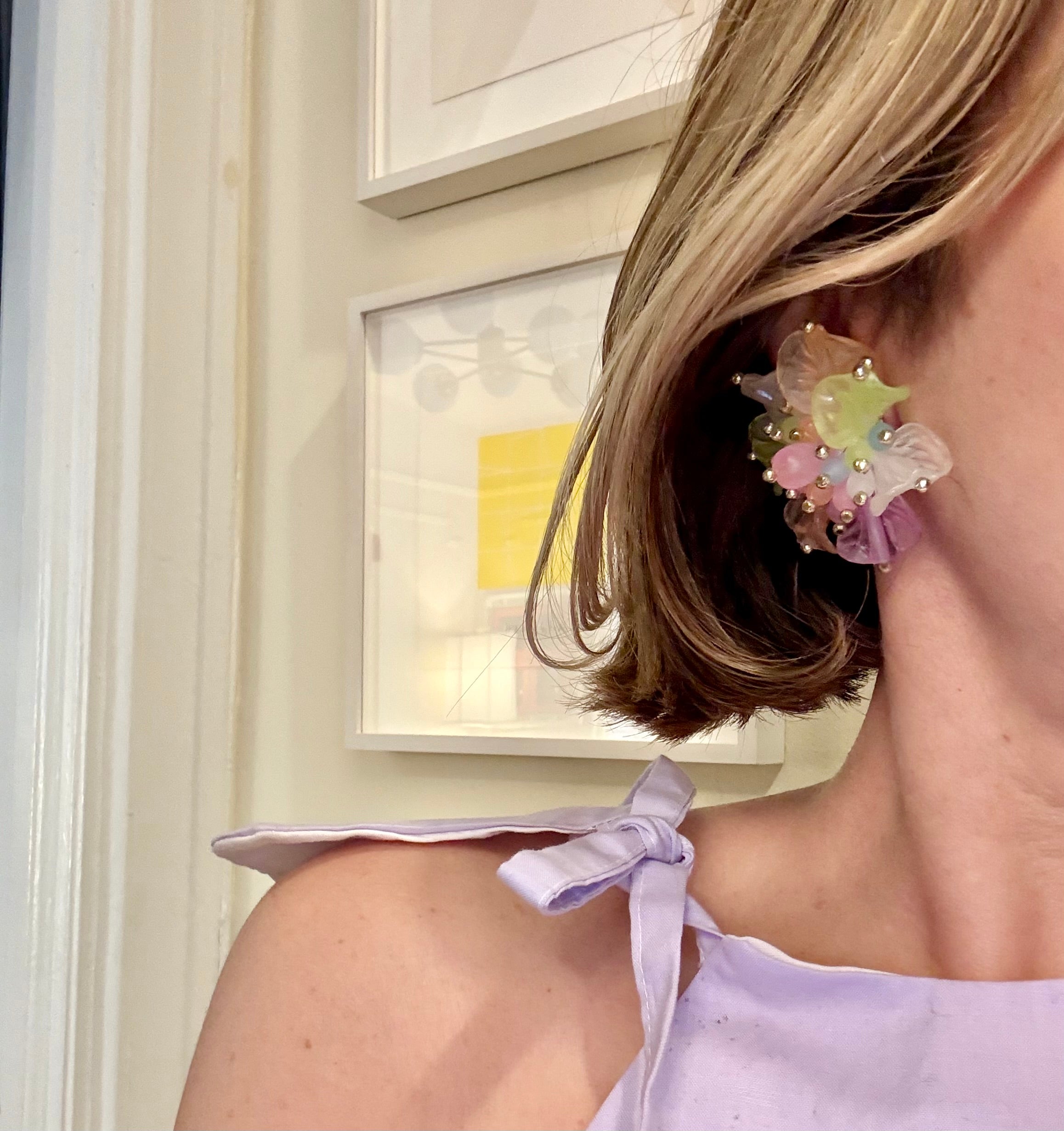 1960's playful, colorful flowers earrings... so feminine