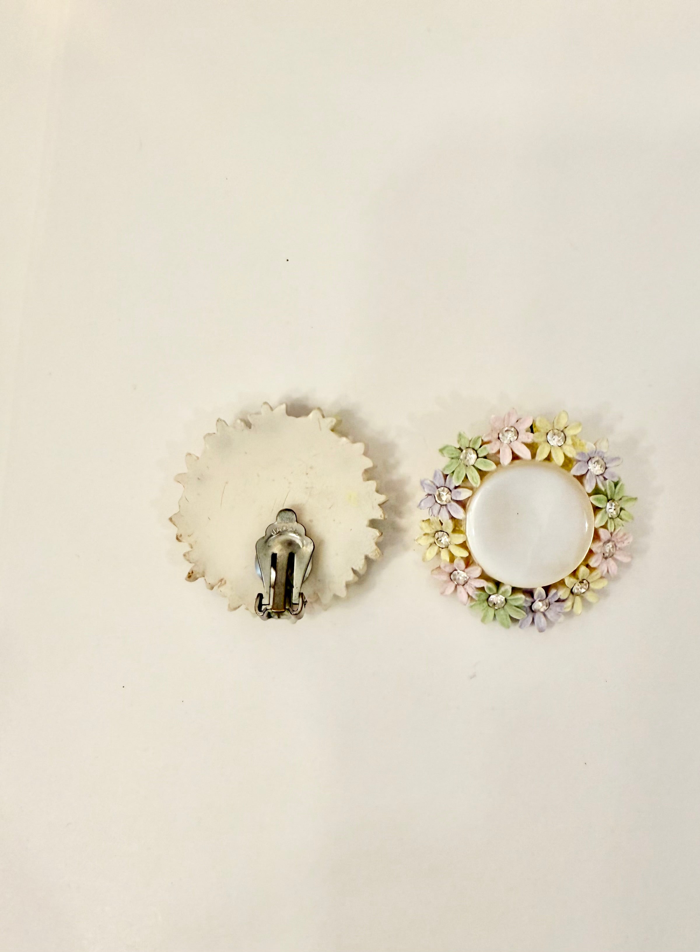 The most charming, and darling moon glow flower earrings...