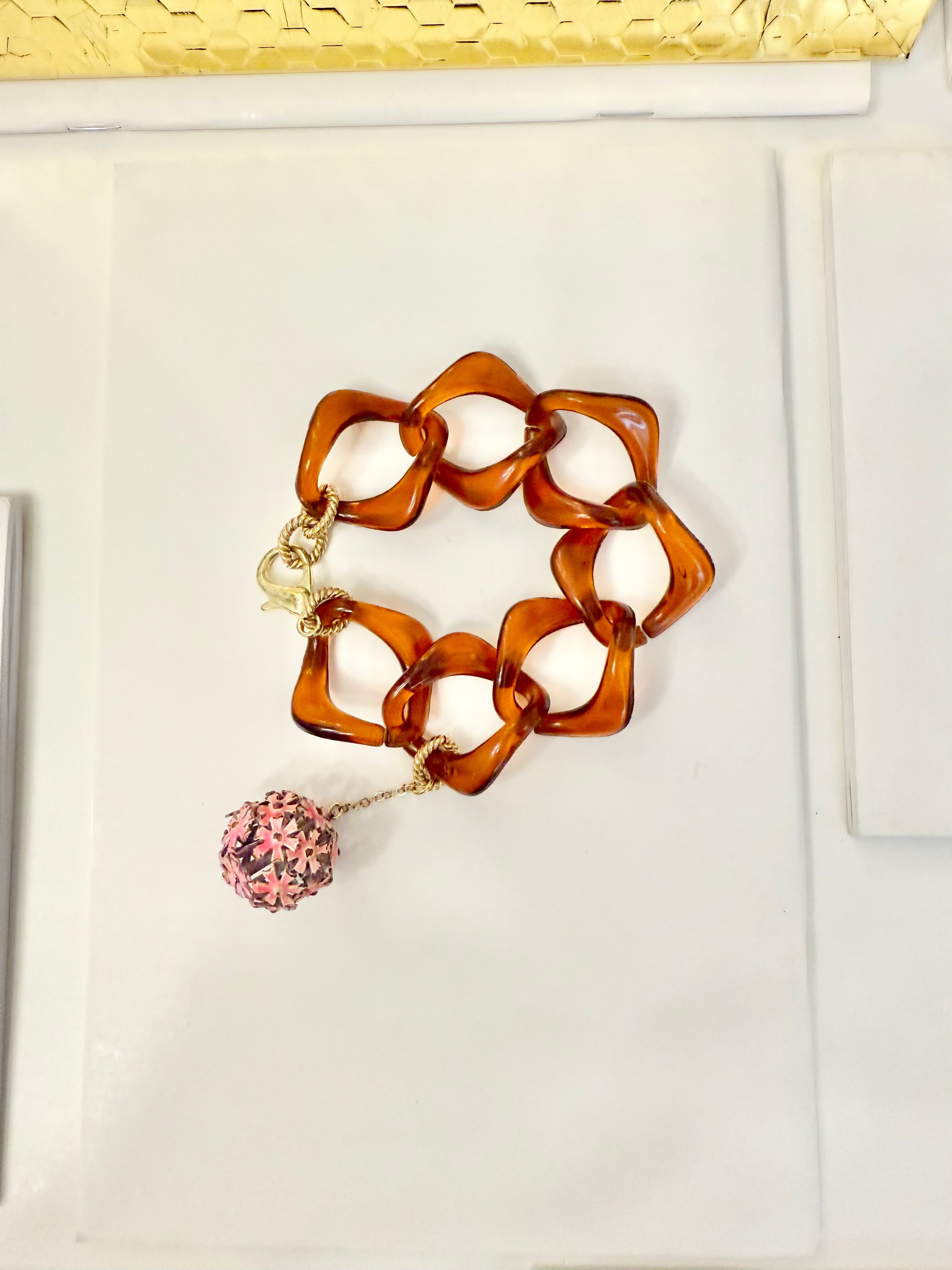 1960's most delicious faux tortoise link charm bracelet... what a classy little number!