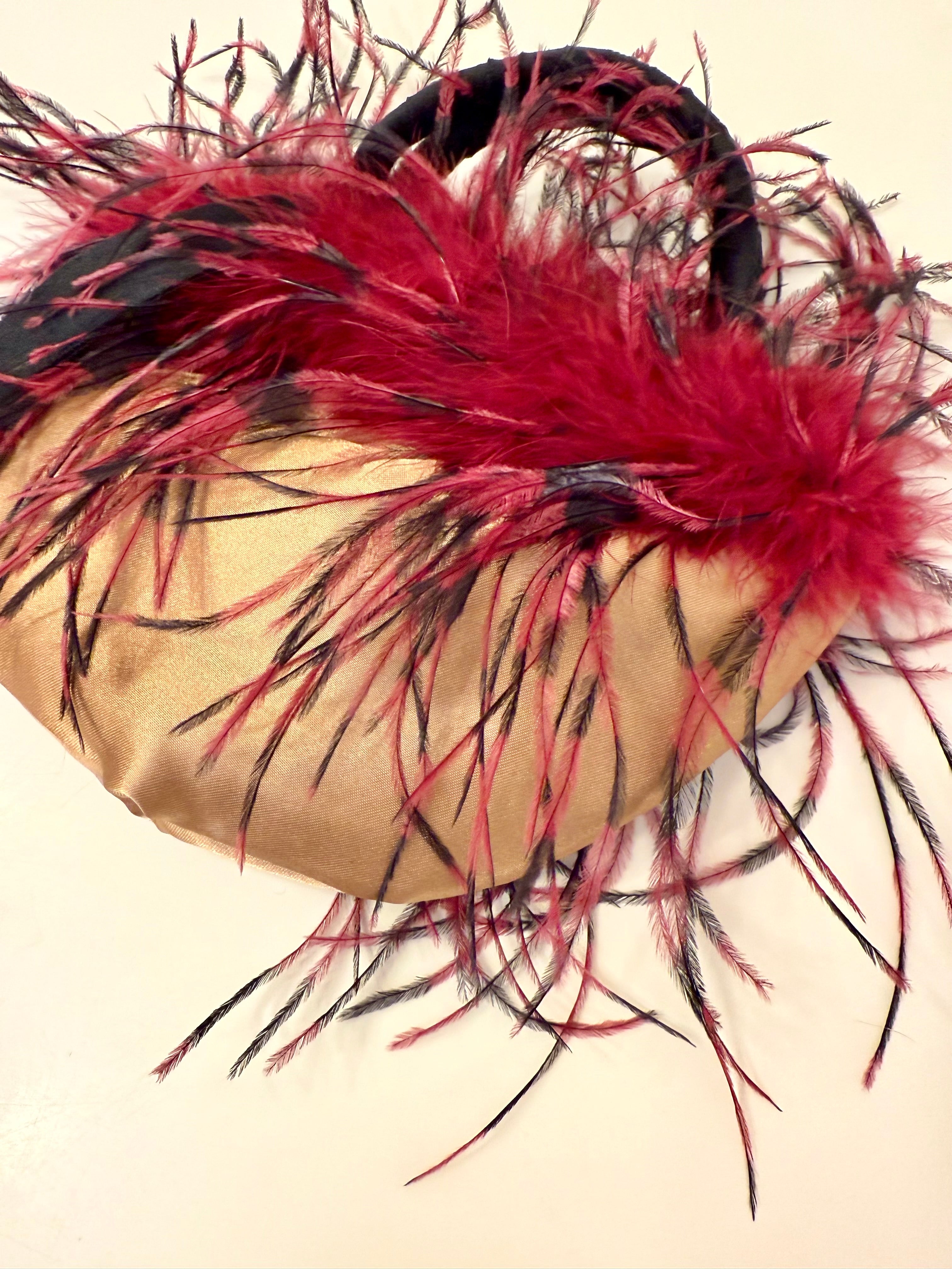 The most divine ostrich feather evening bag.... so sassy!
