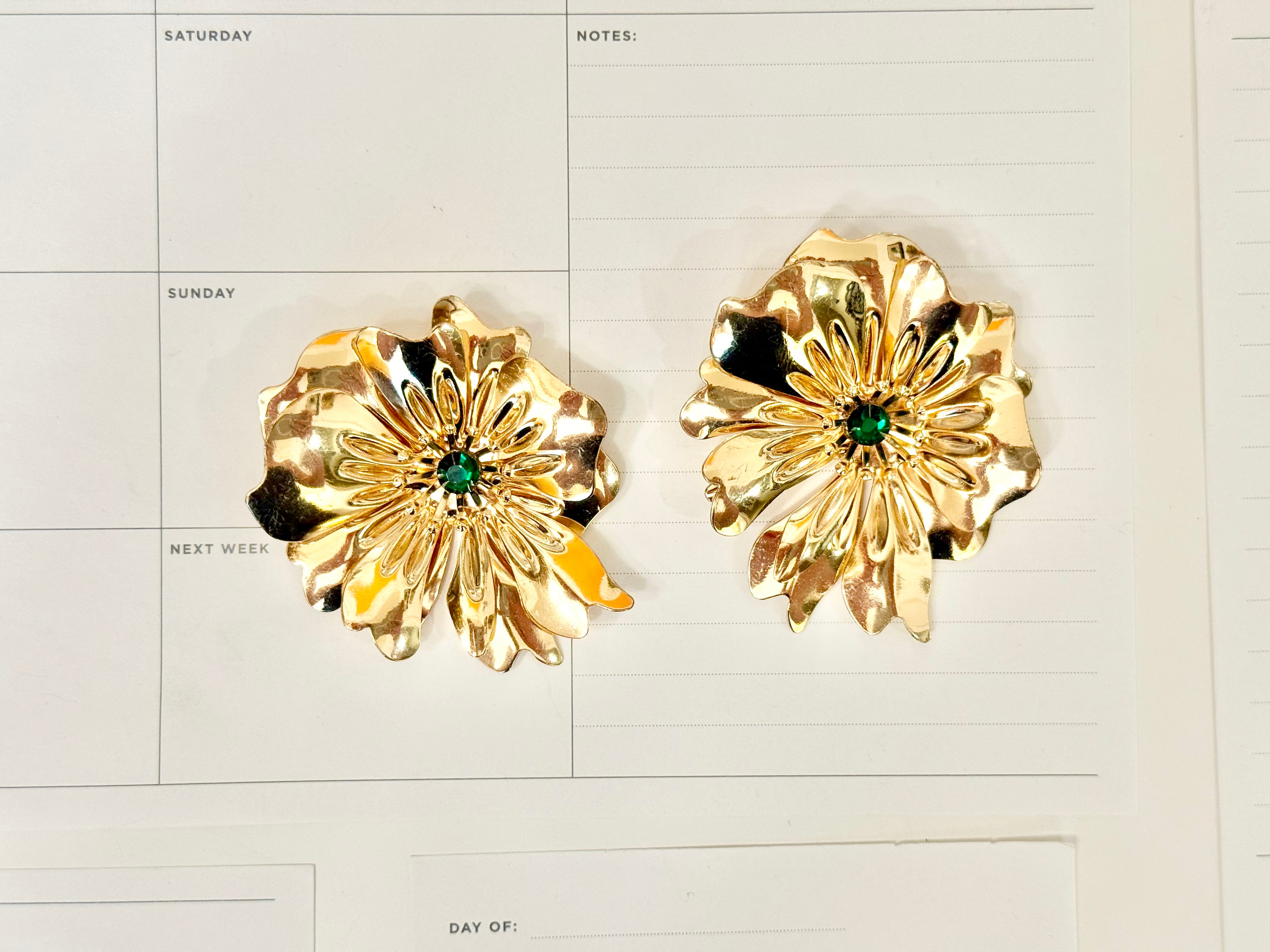 That classy gal and her love of gold flowers...