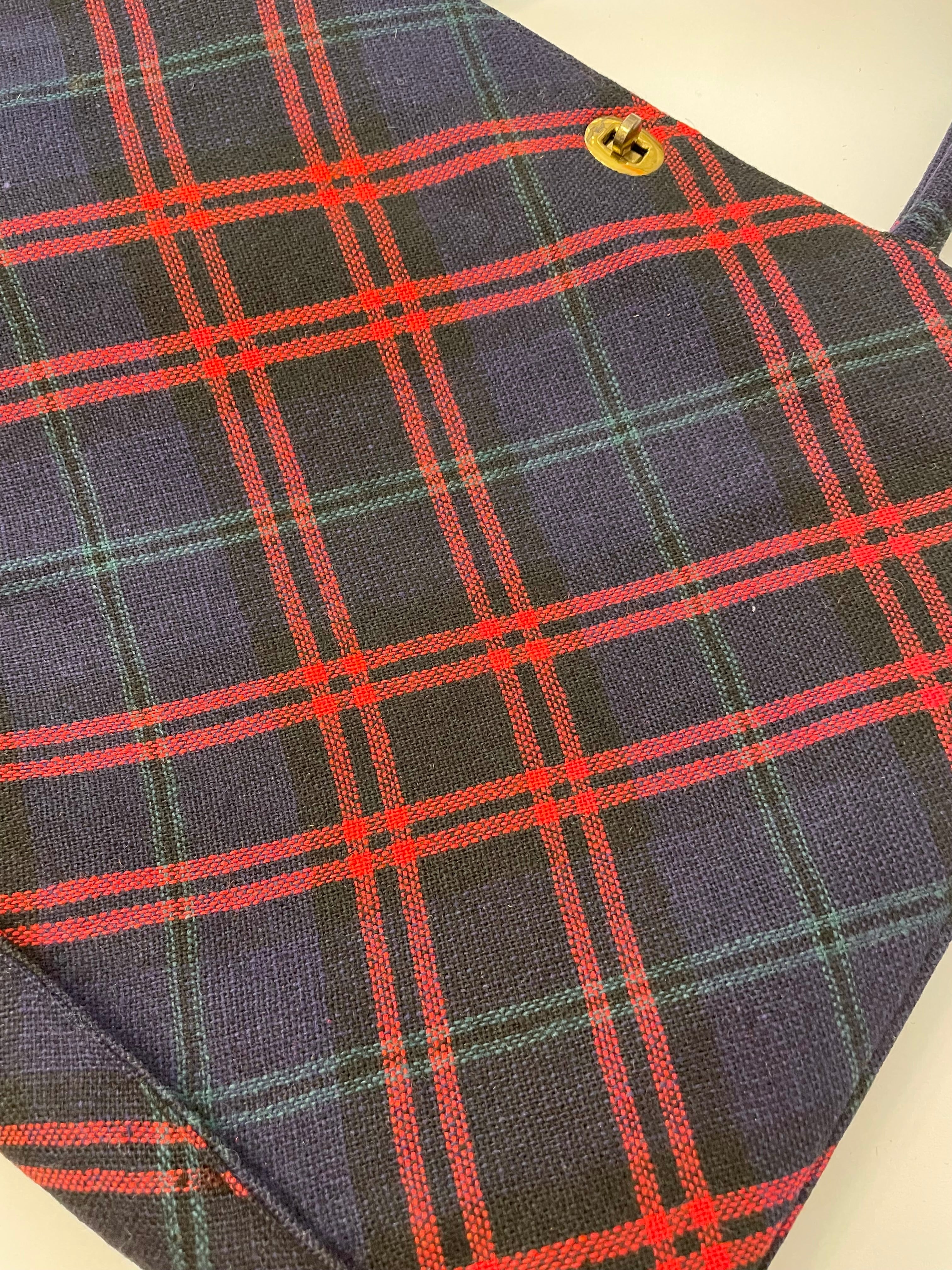 Vintage rare Margaret Smith, wool plaid tote bag.... so classy