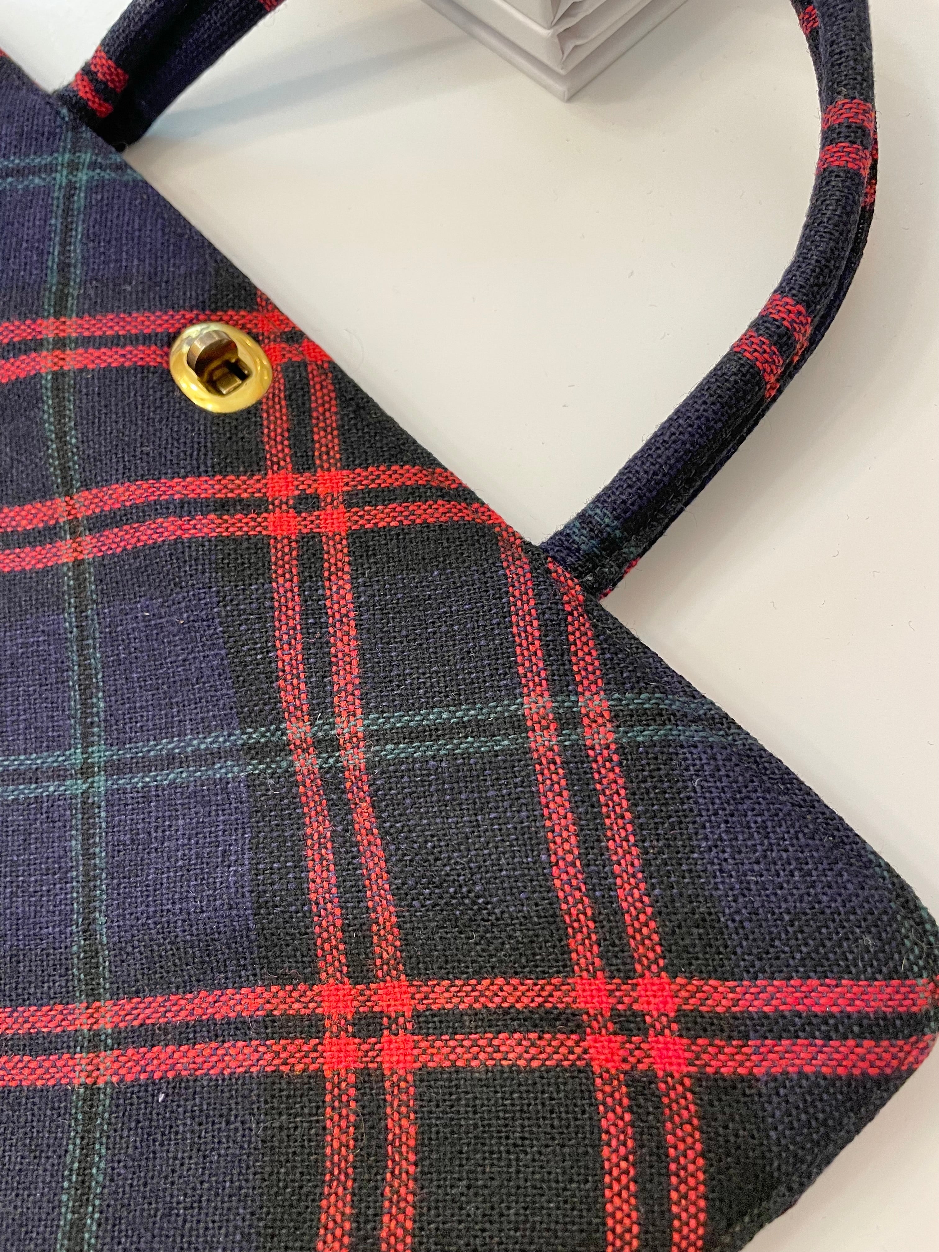 Vintage rare Margaret Smith, wool plaid tote bag.... so classy