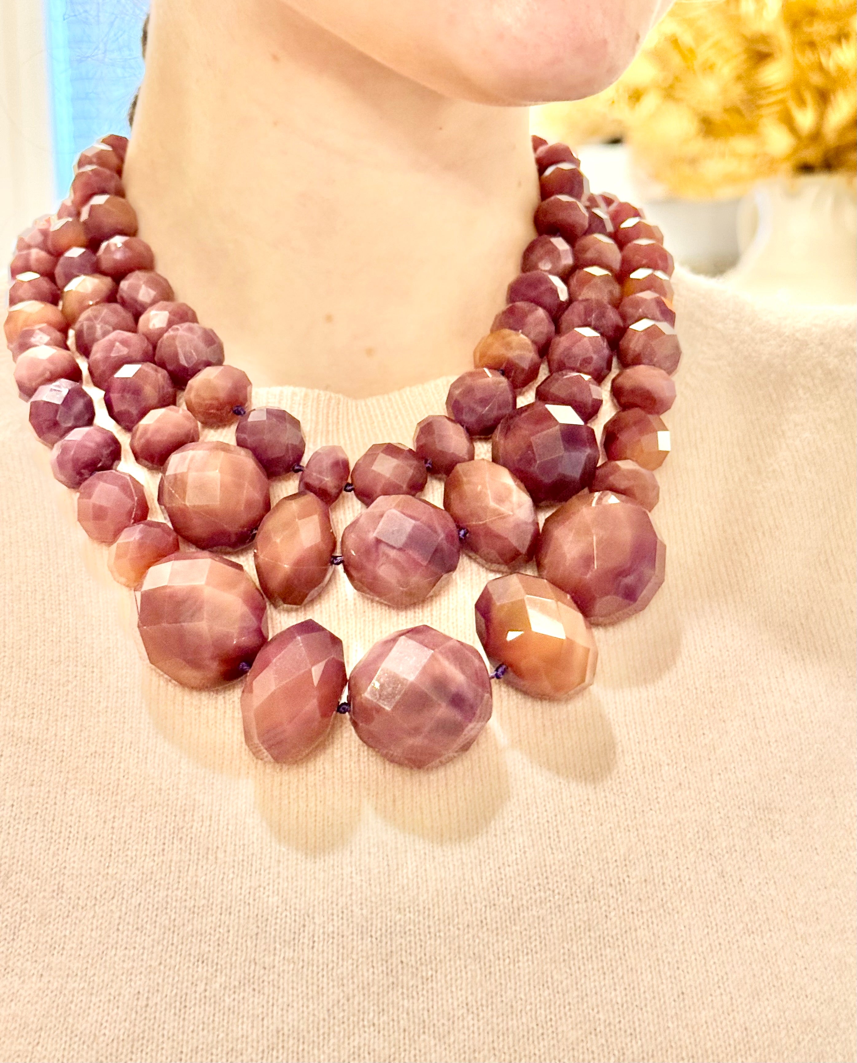 The most elegant Kate Spade multi faceted necklace..
