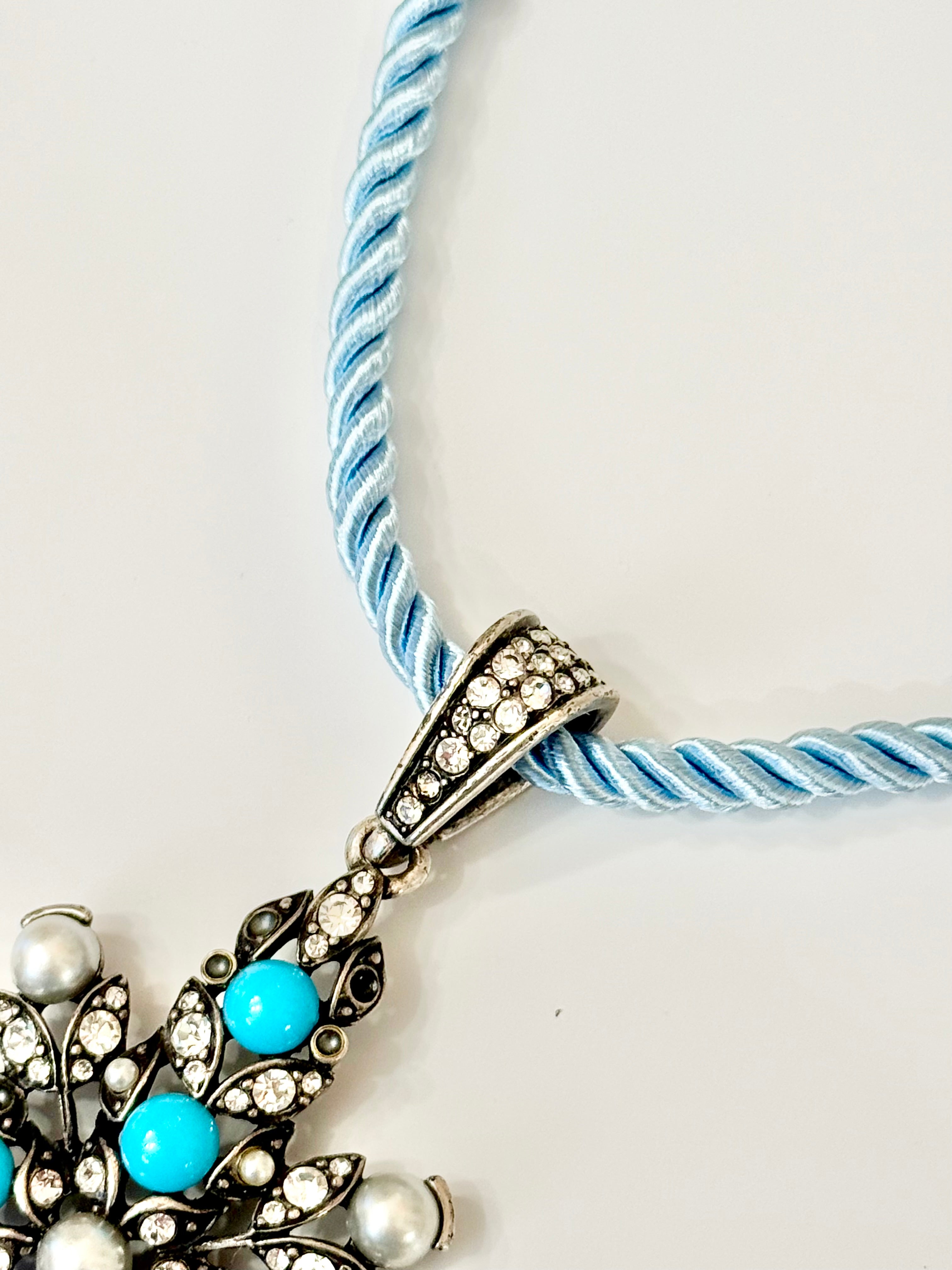 The most elegant Maltese cross pendant necklace.... so chic