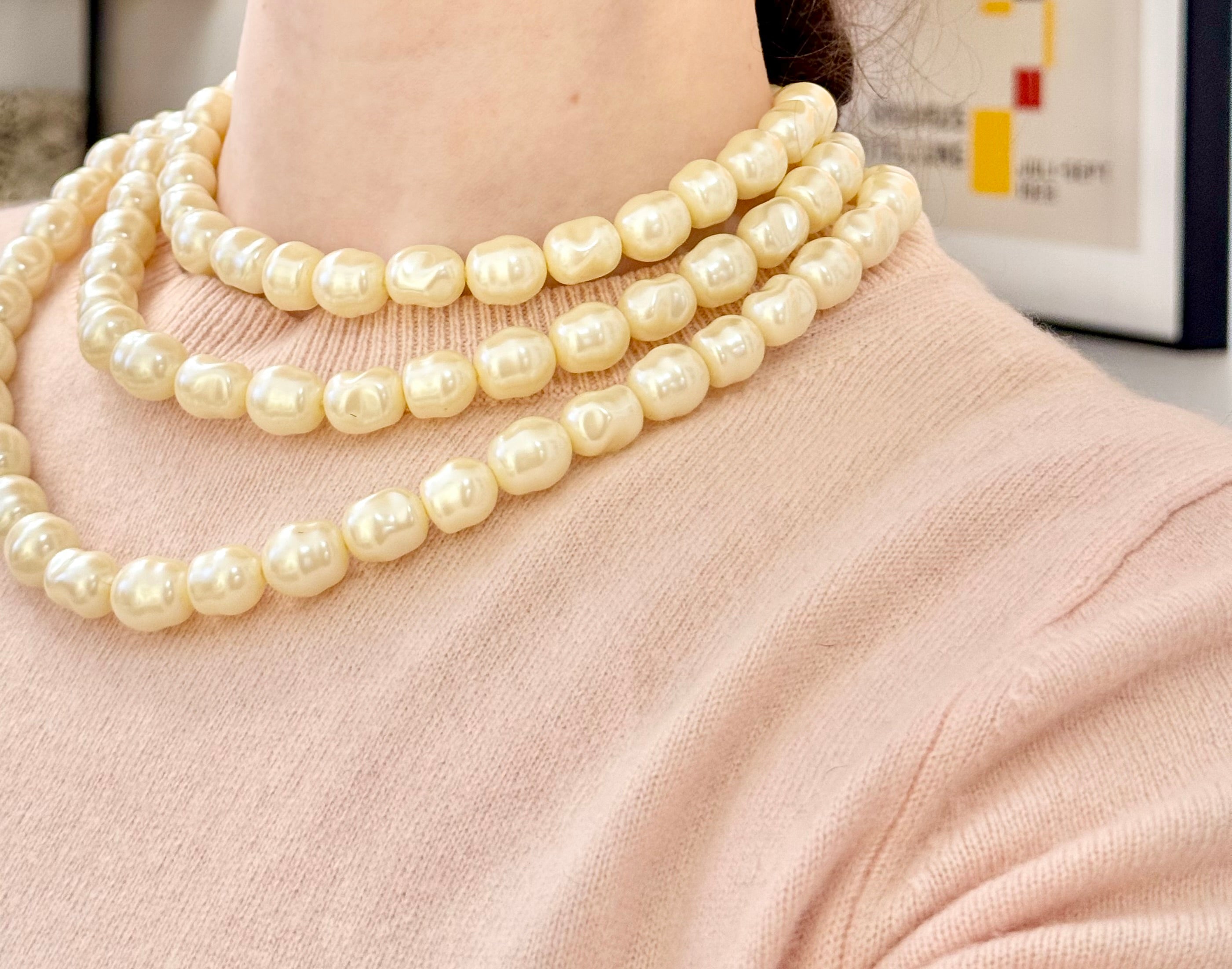 That preppy girl and her love of pearls...