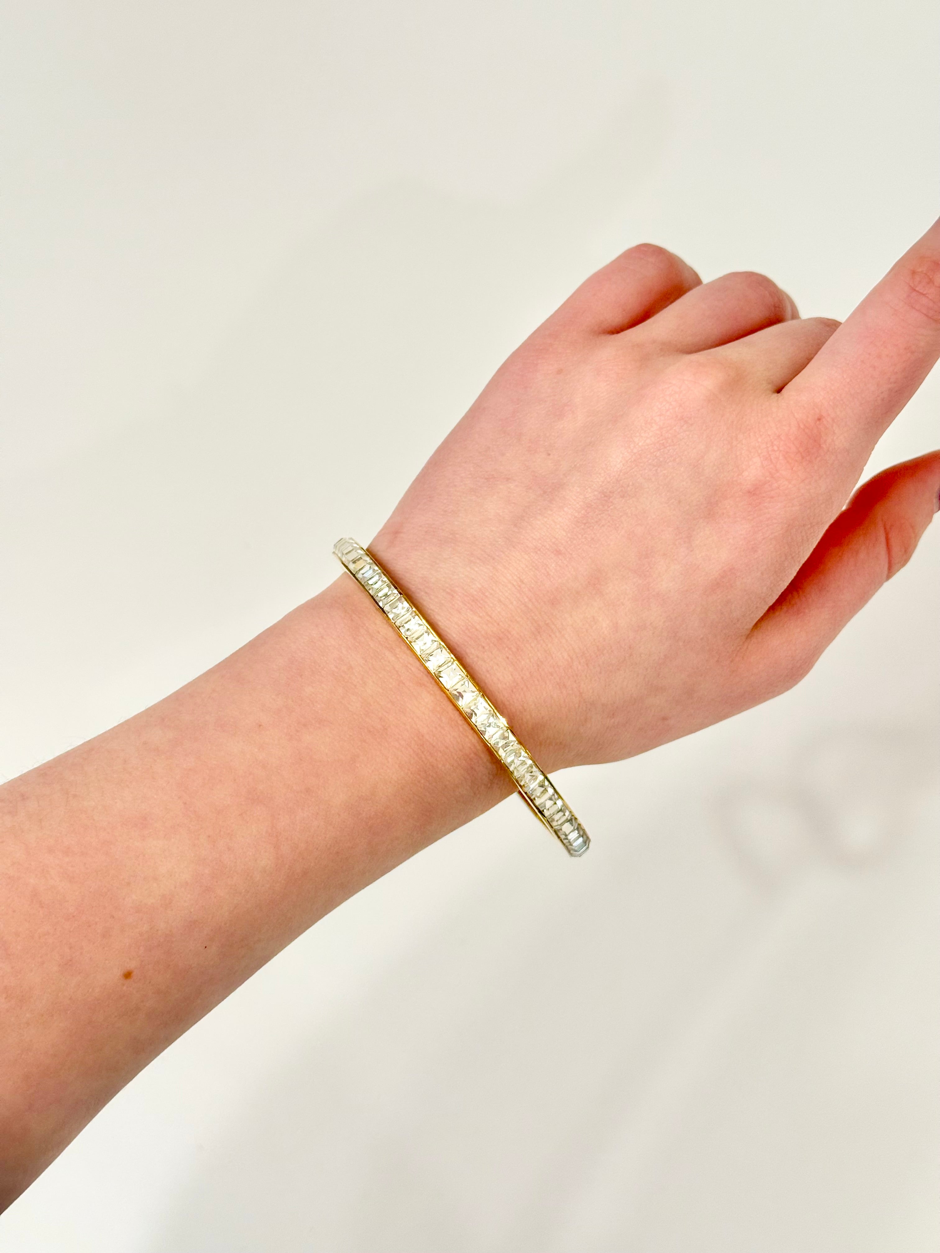 That divine bracelet with cut glass