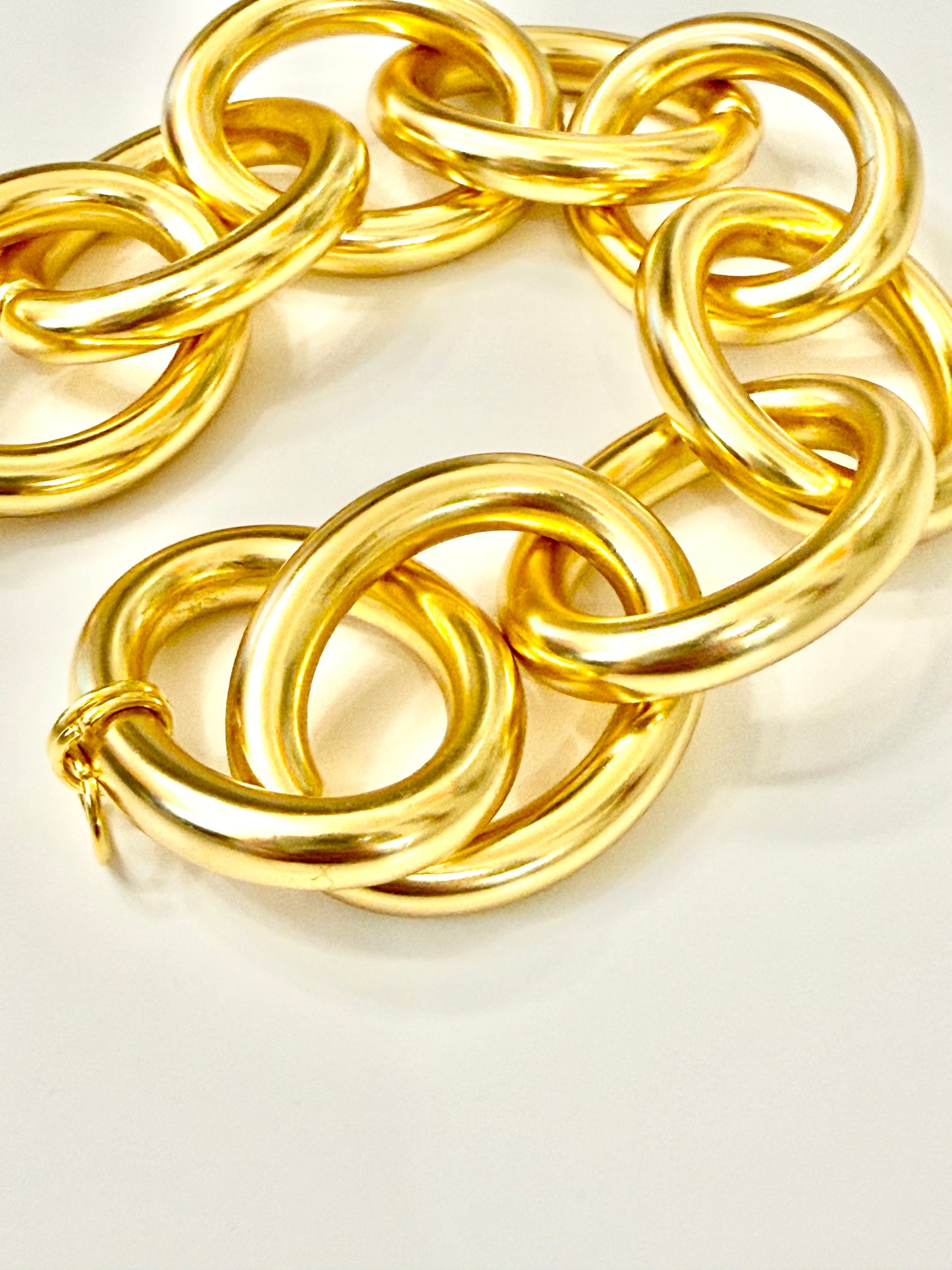 That classy girl and her love of a gold link bracelet...