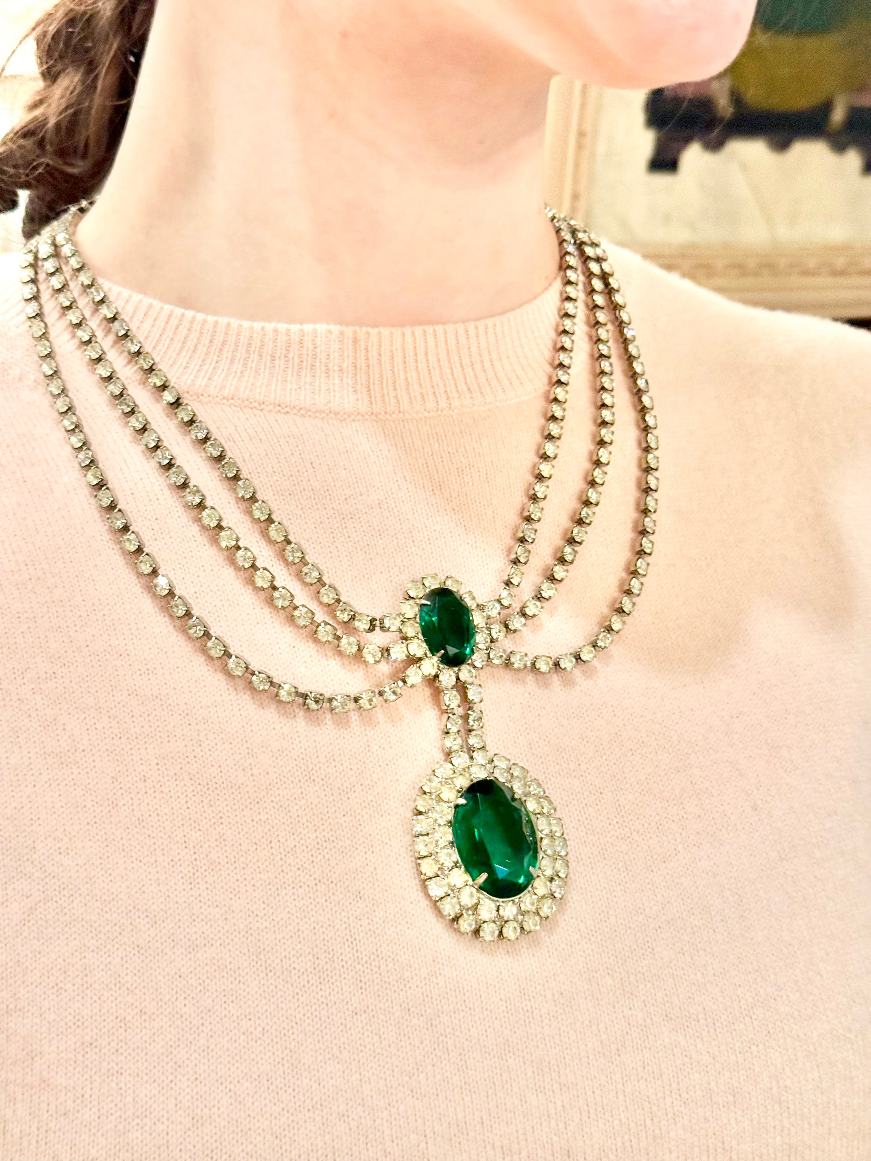 The most divine 1960's emerald glass drop necklace...
