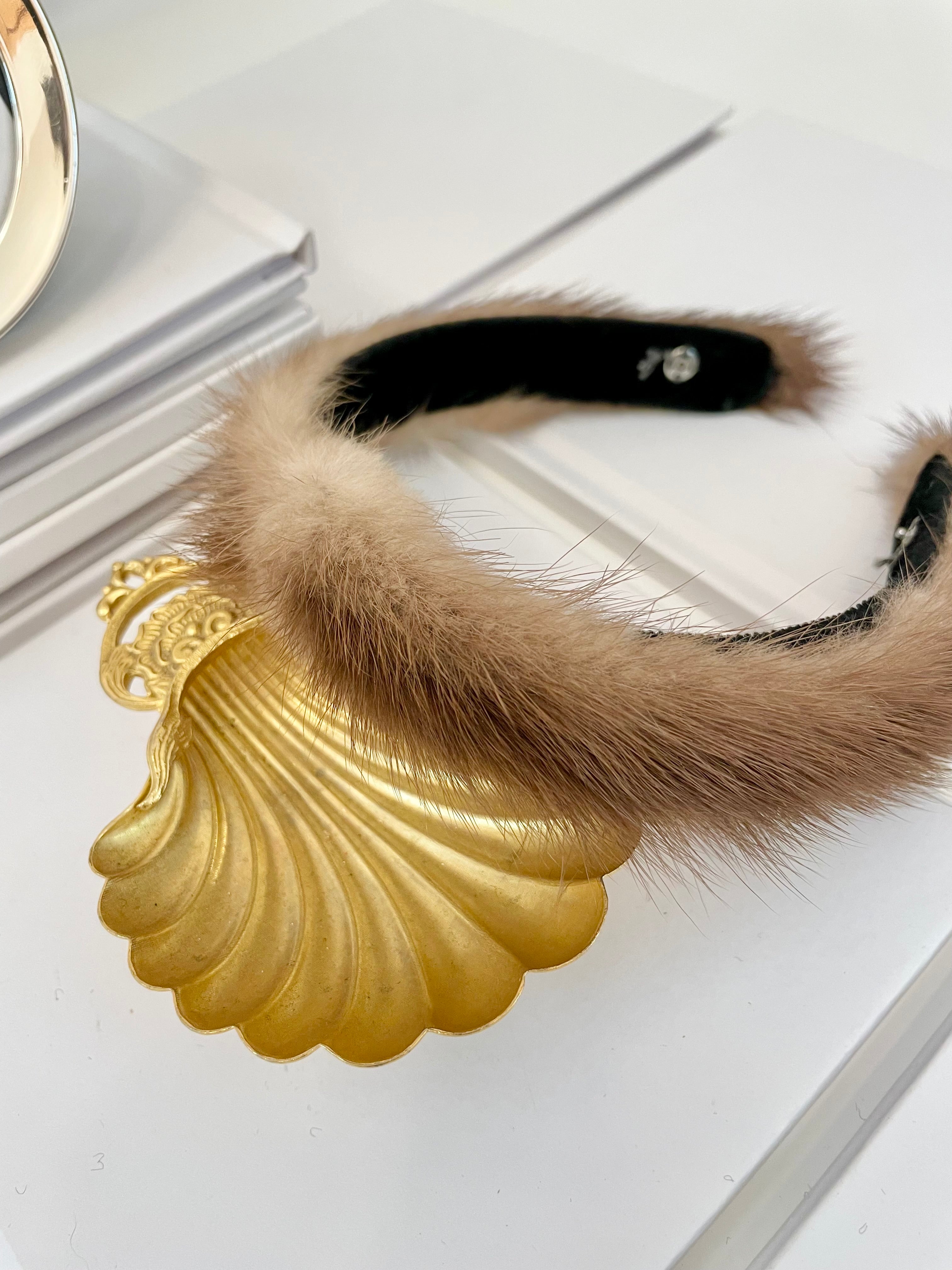 Vintage super classy mink headband.... so preppy