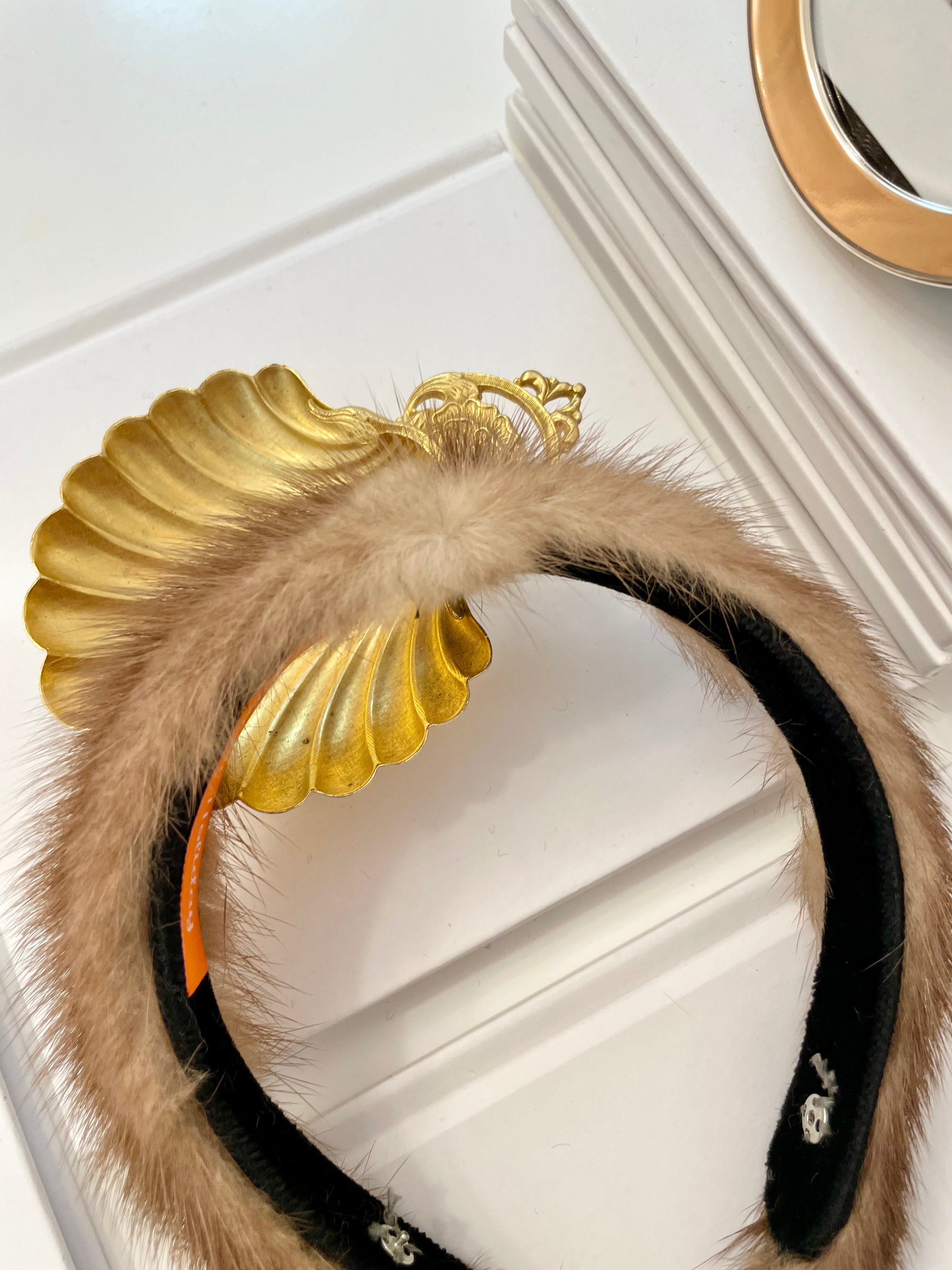 Vintage super classy mink headband.... so preppy