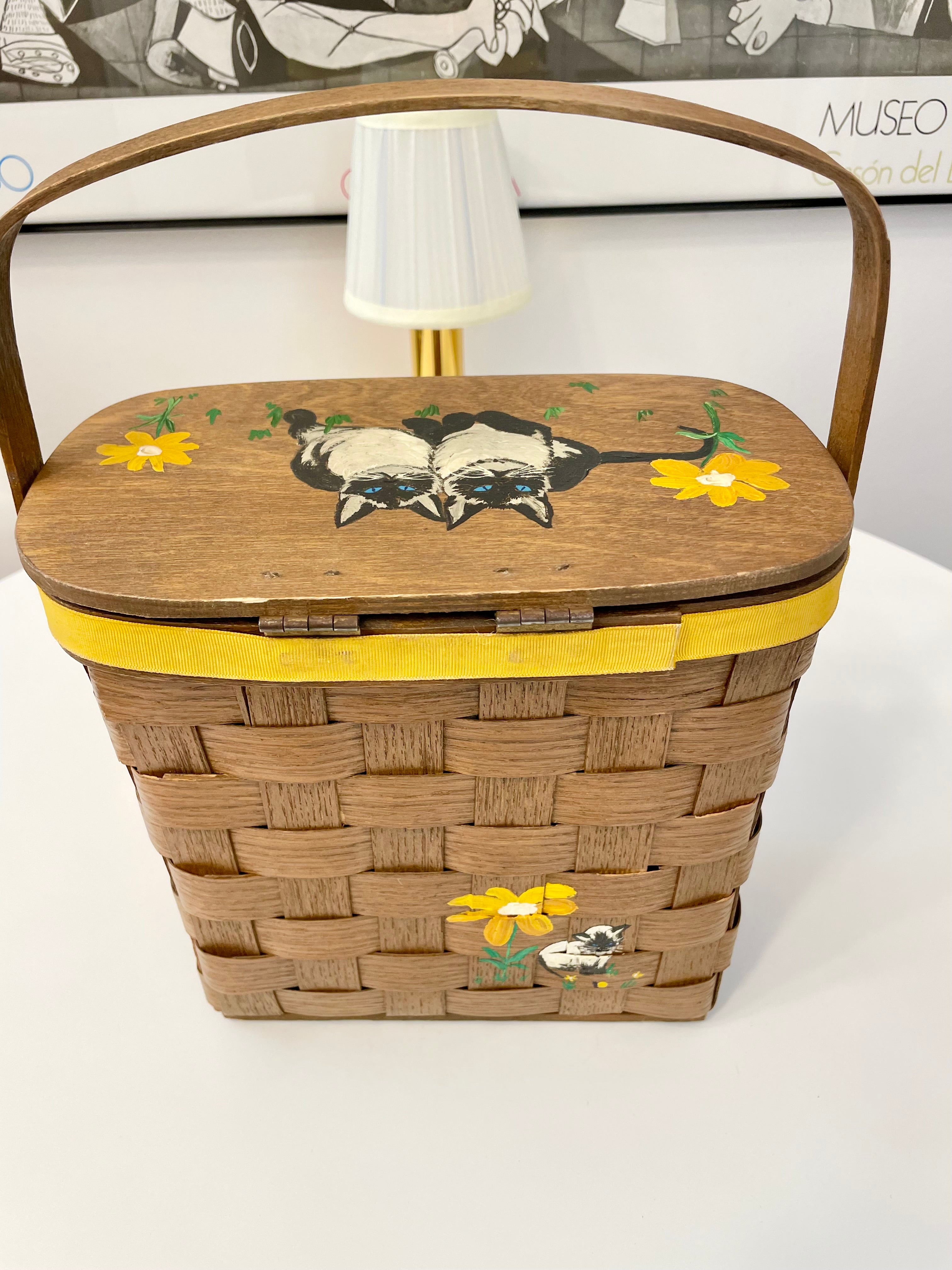 The most cheeky basket bag.... so chic