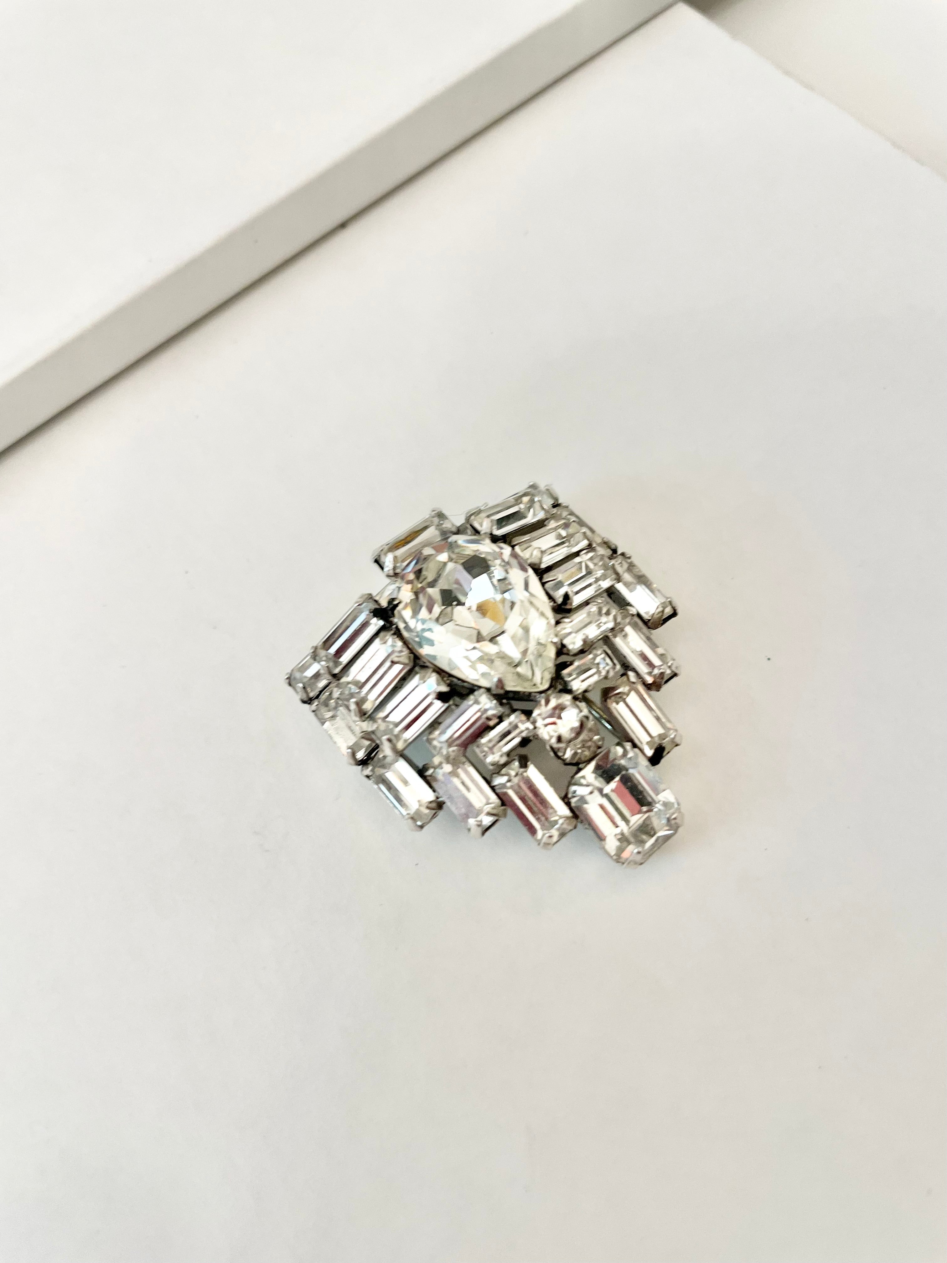 The Heiress and her vault jewels... this 1930's divine glass fur clip is outstanding!