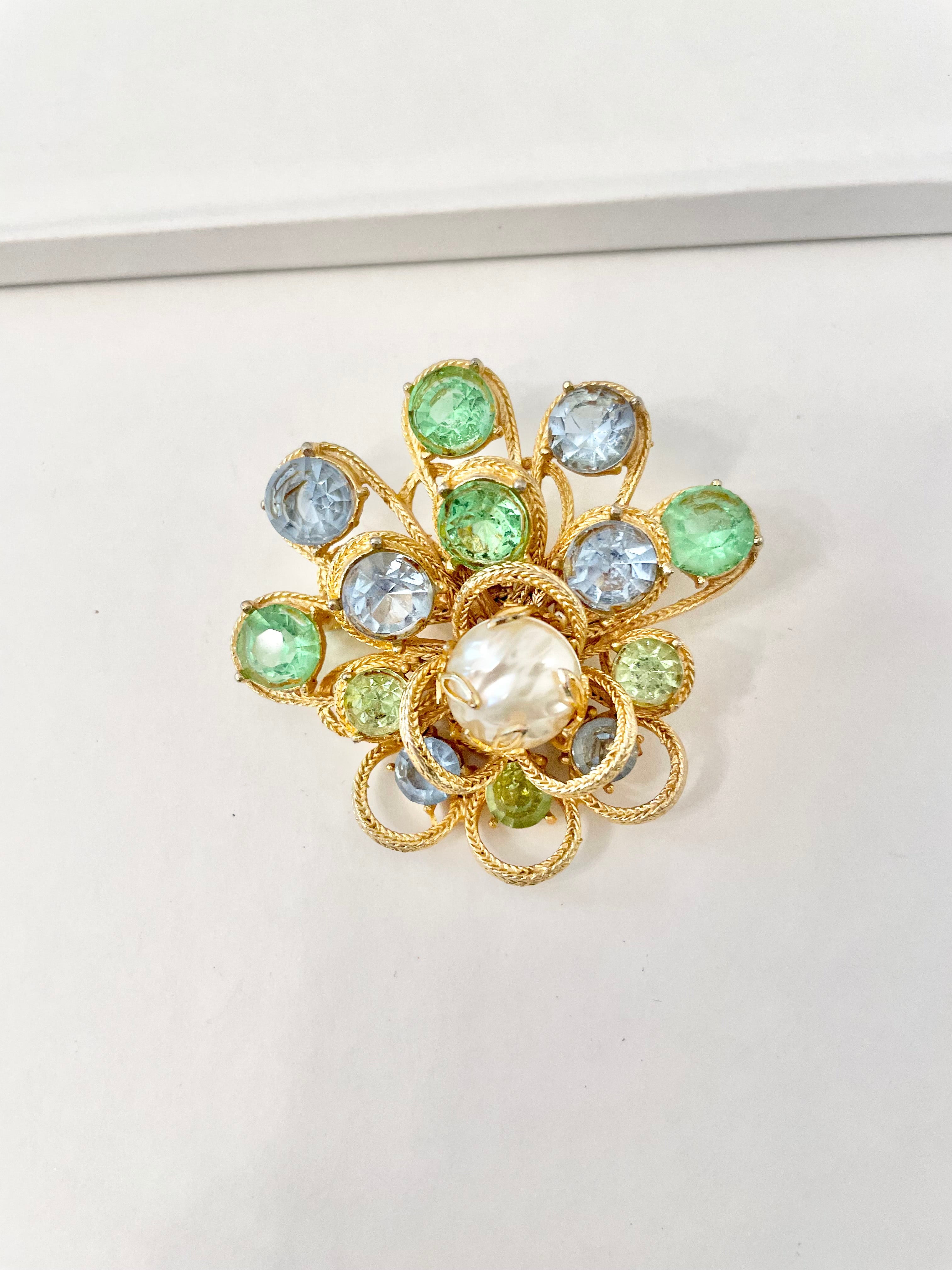 The most beautiful, and feminine soft color palette brooch, so divine.. faux baroque pearl, and a dusting of pastel glass stones... so yummy!