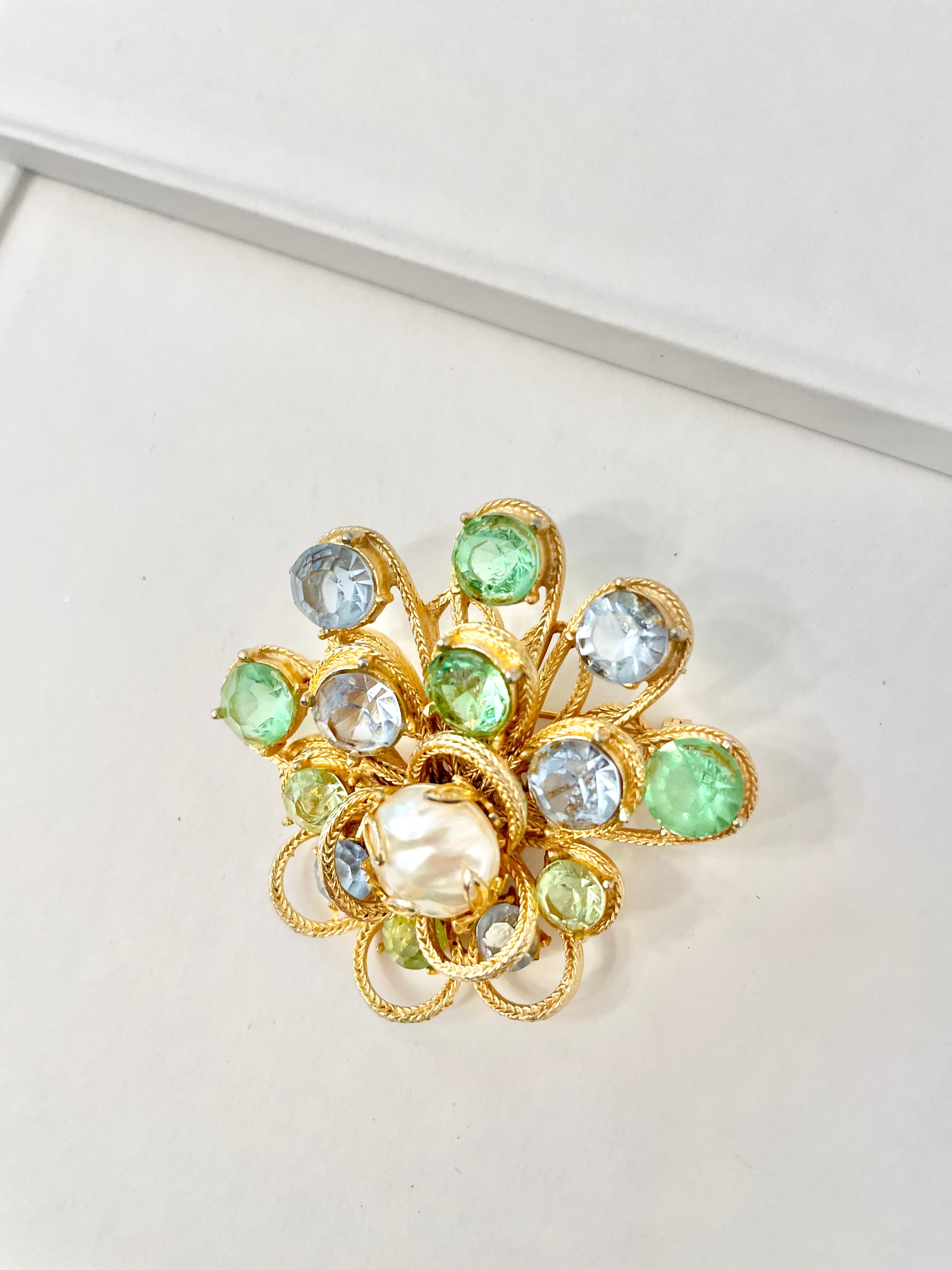 The most beautiful, and feminine soft color palette brooch, so divine.. faux baroque pearl, and a dusting of pastel glass stones... so yummy!