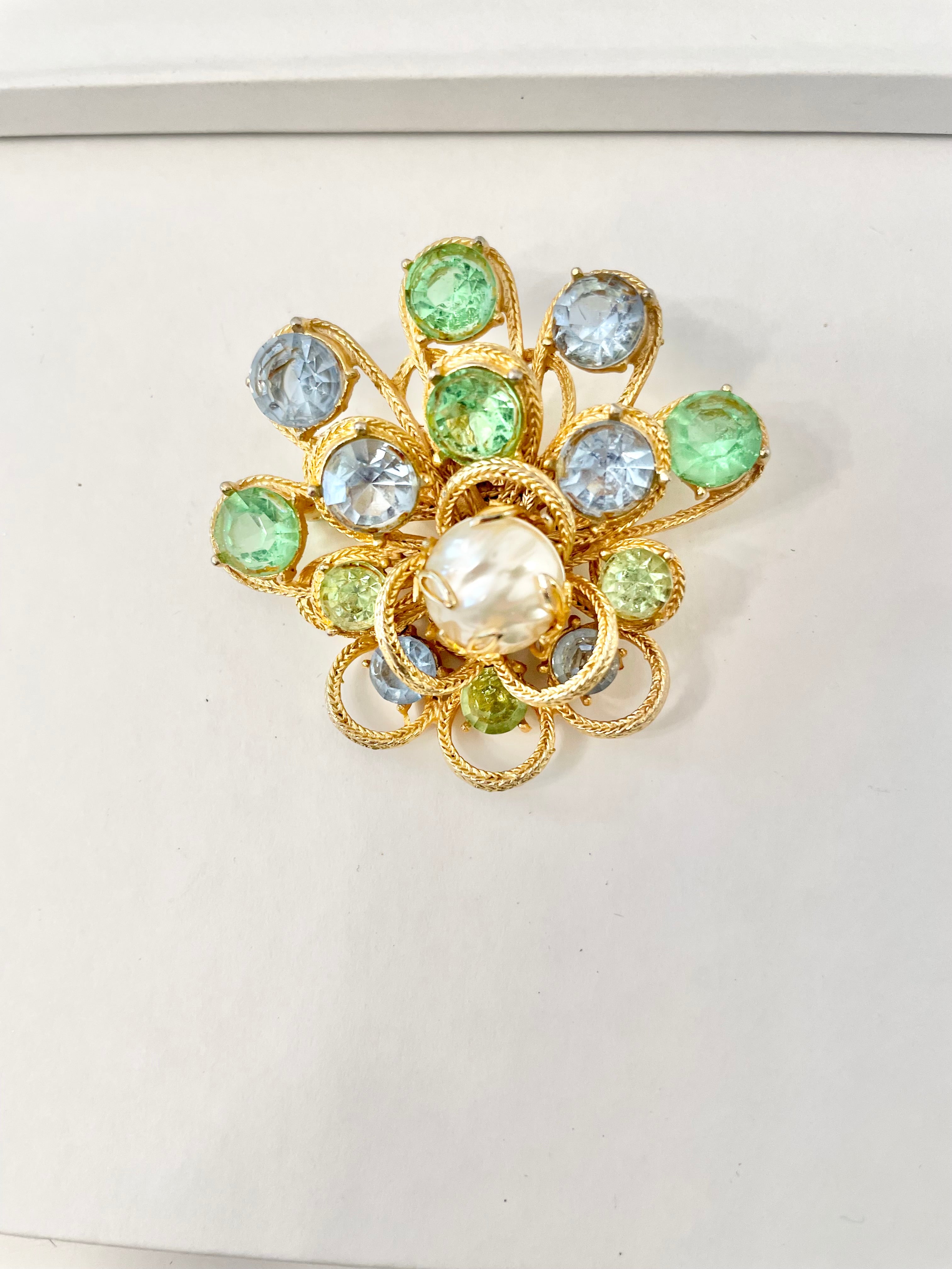 The most beautiful, and feminine soft color palette brooch, so divine.. faux baroque pearl, and a dusting of pastel glass stones... so yummy!