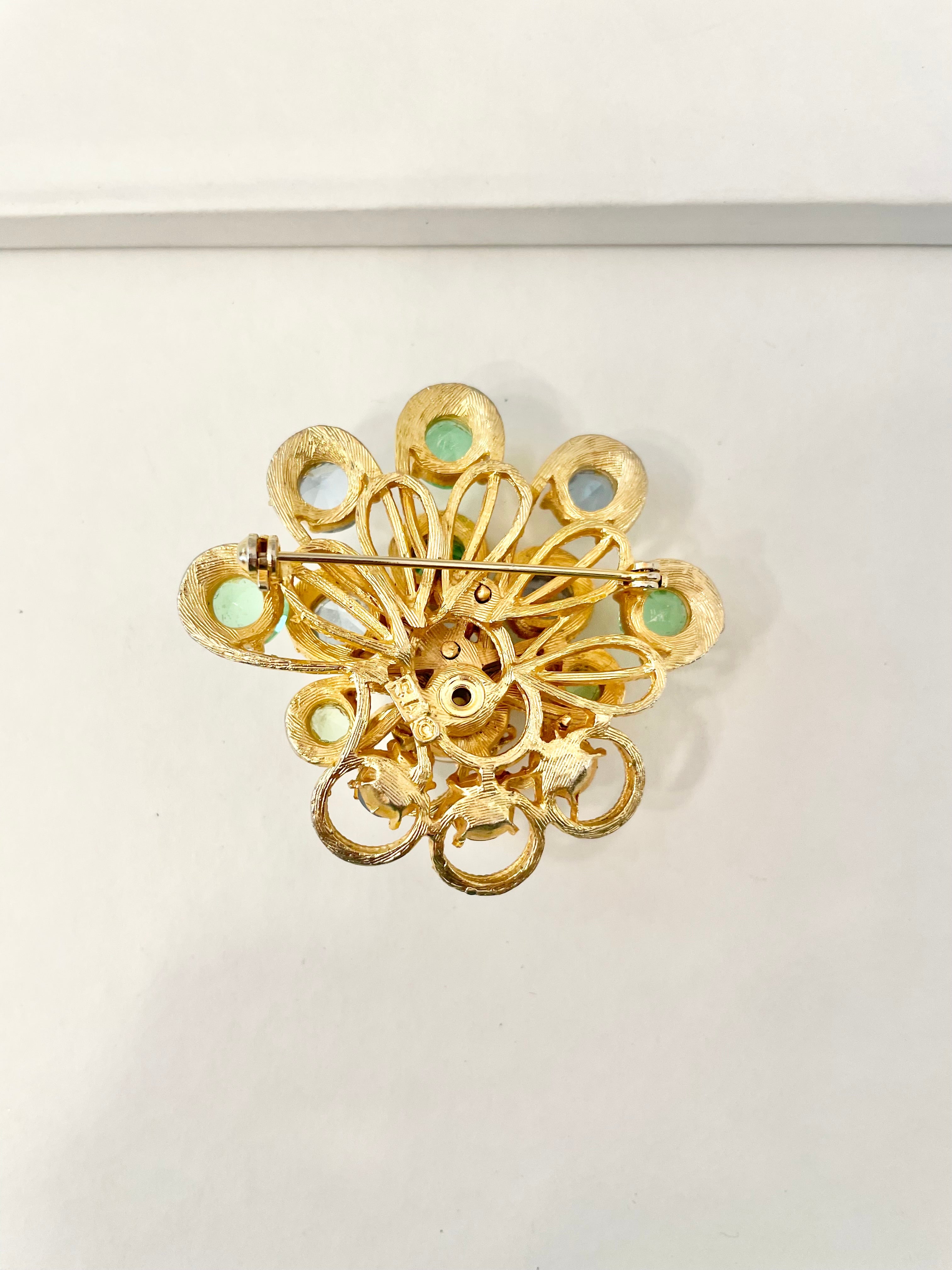 The most beautiful, and feminine soft color palette brooch, so divine.. faux baroque pearl, and a dusting of pastel glass stones... so yummy!