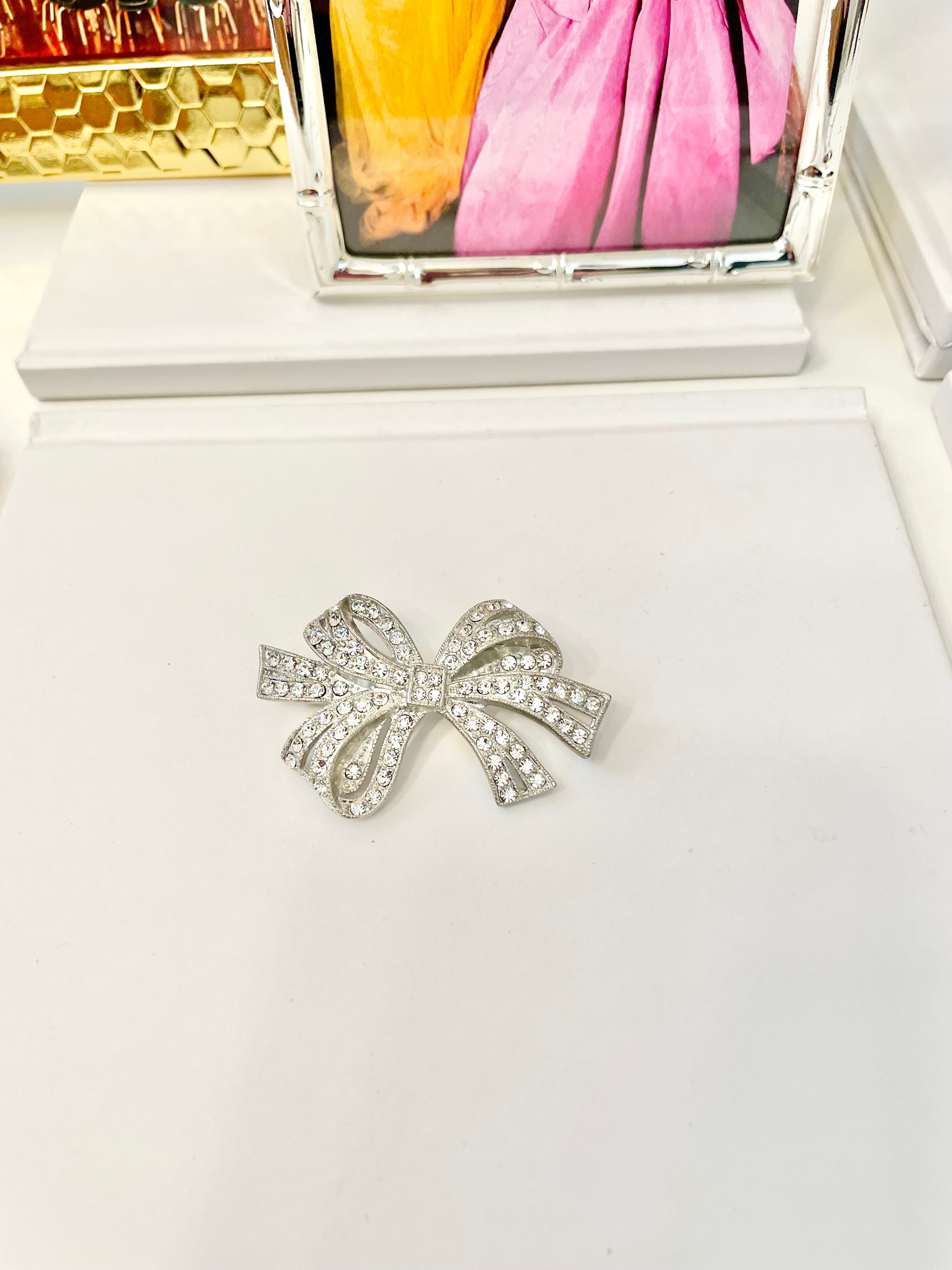 The most elegant silver bow.... so lovely
