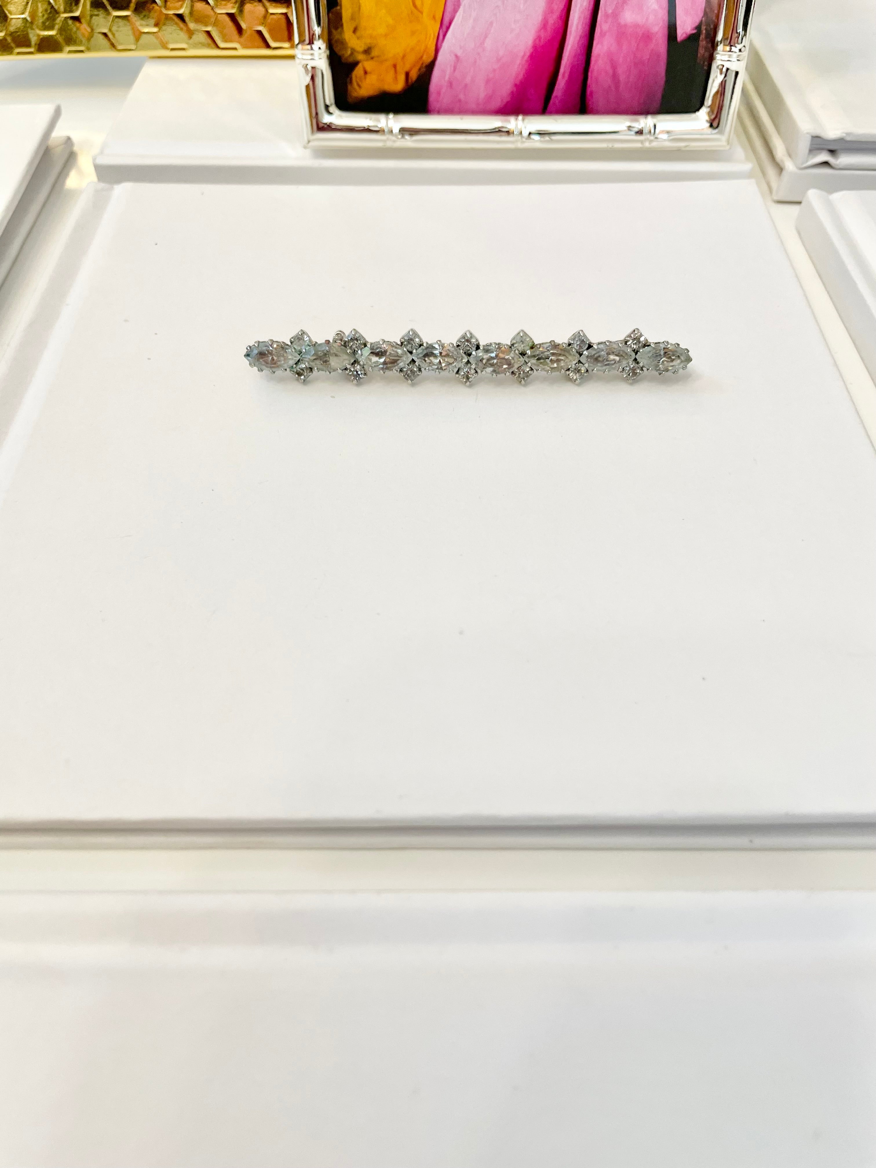 The most elegant glass bar pin.... so lovely