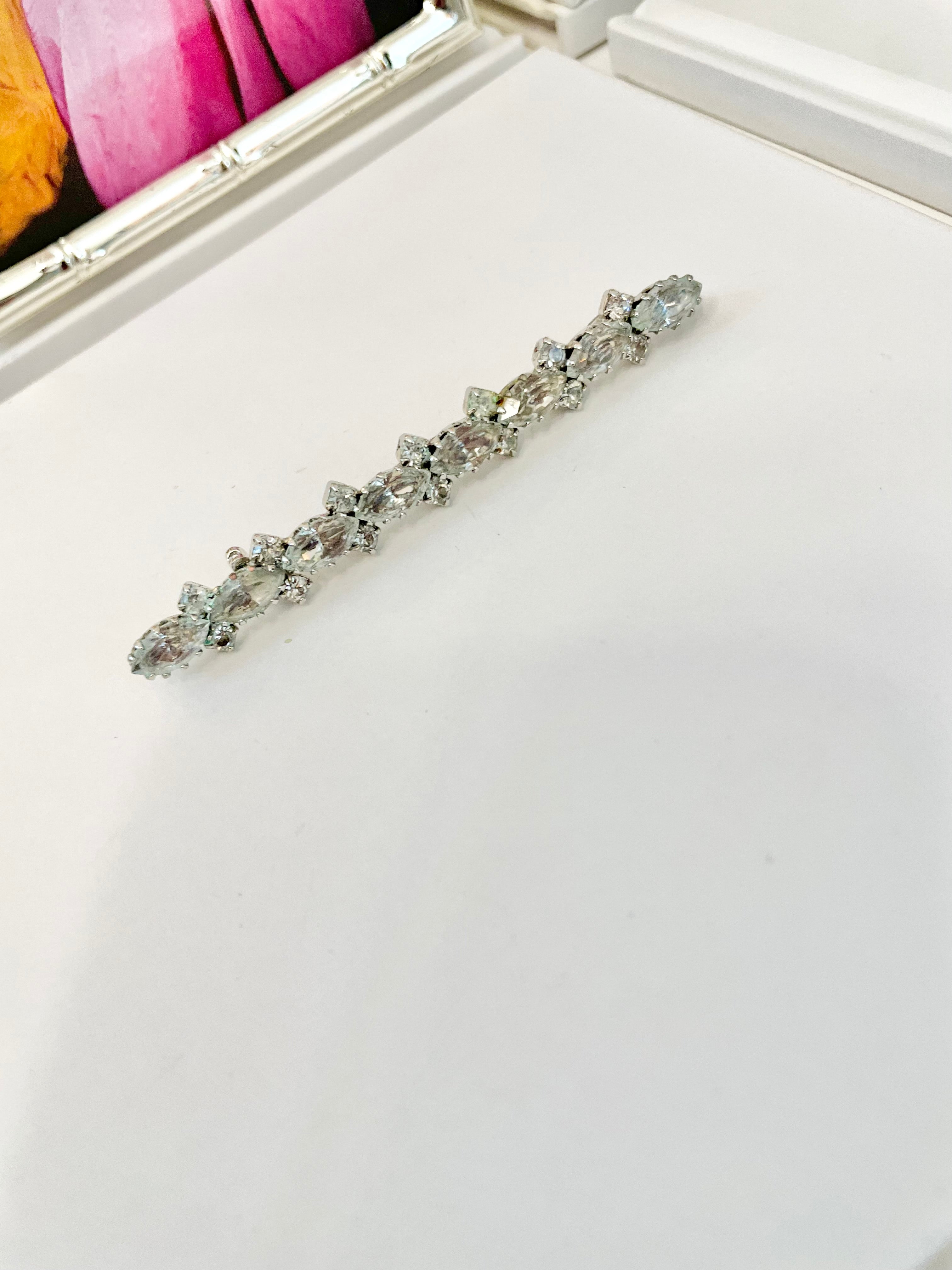 The most elegant glass bar pin.... so lovely