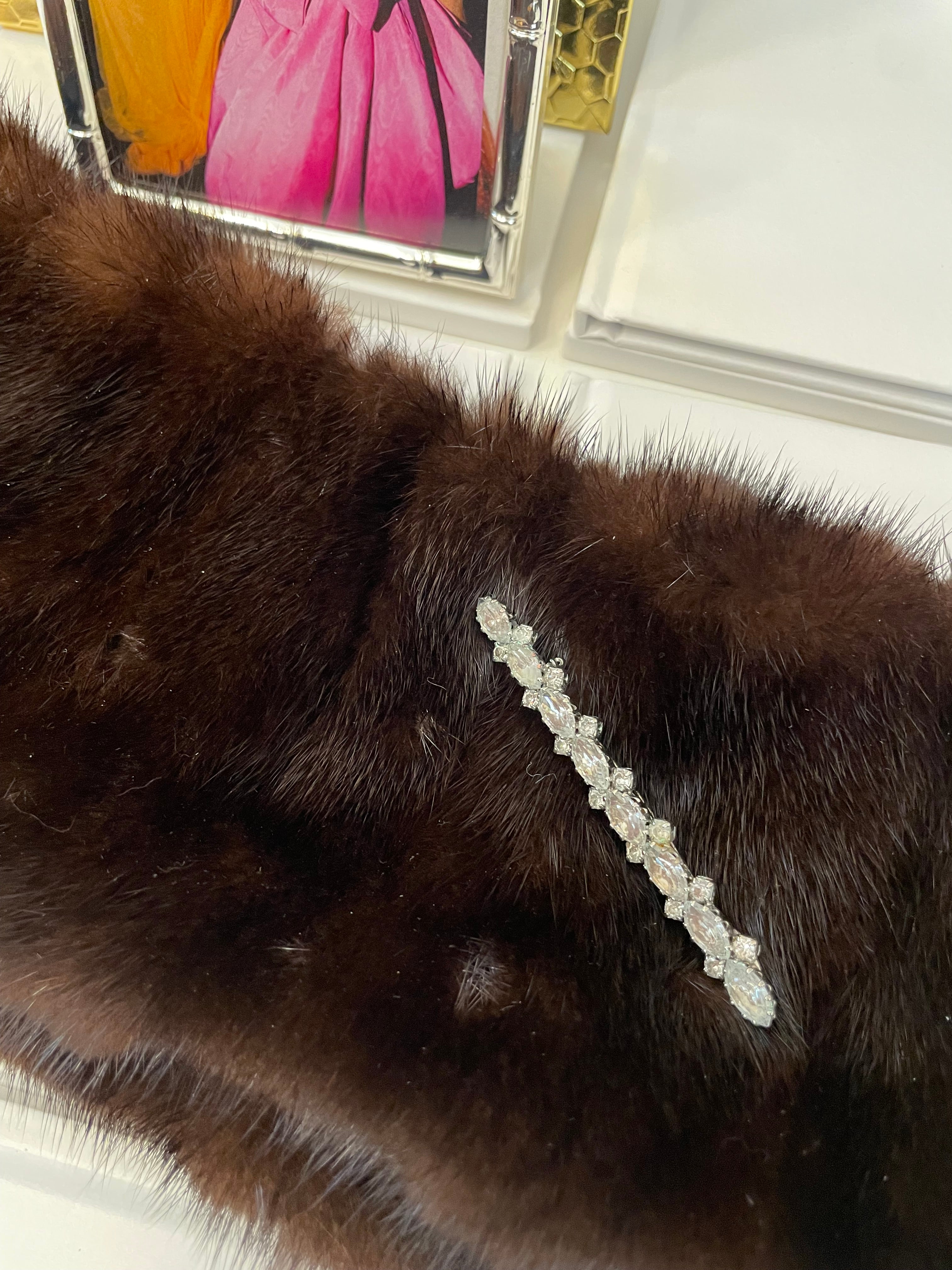 The most elegant glass bar pin.... so lovely