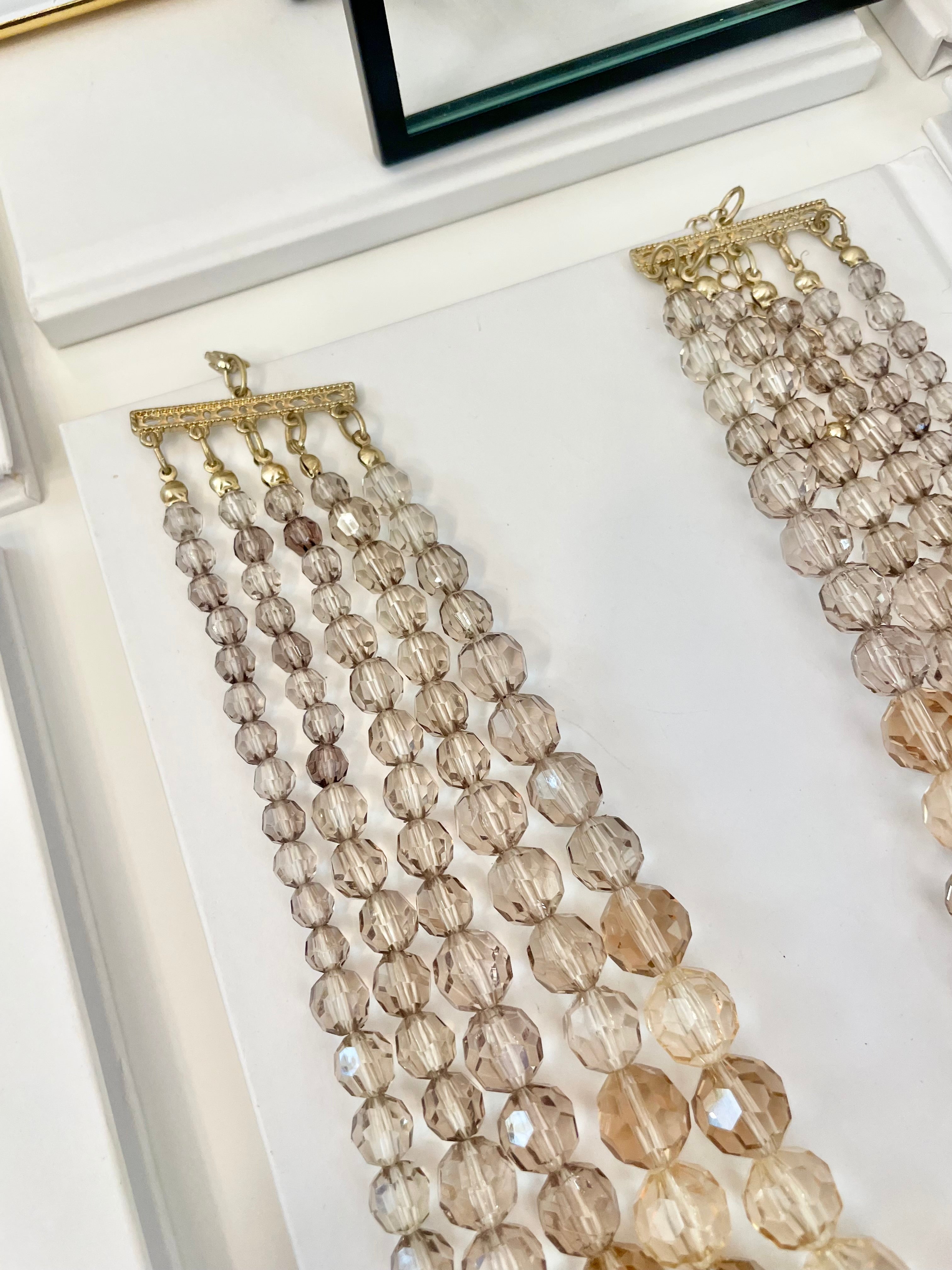 The most lovely champagne colored faceted beaded necklace..... so divine!