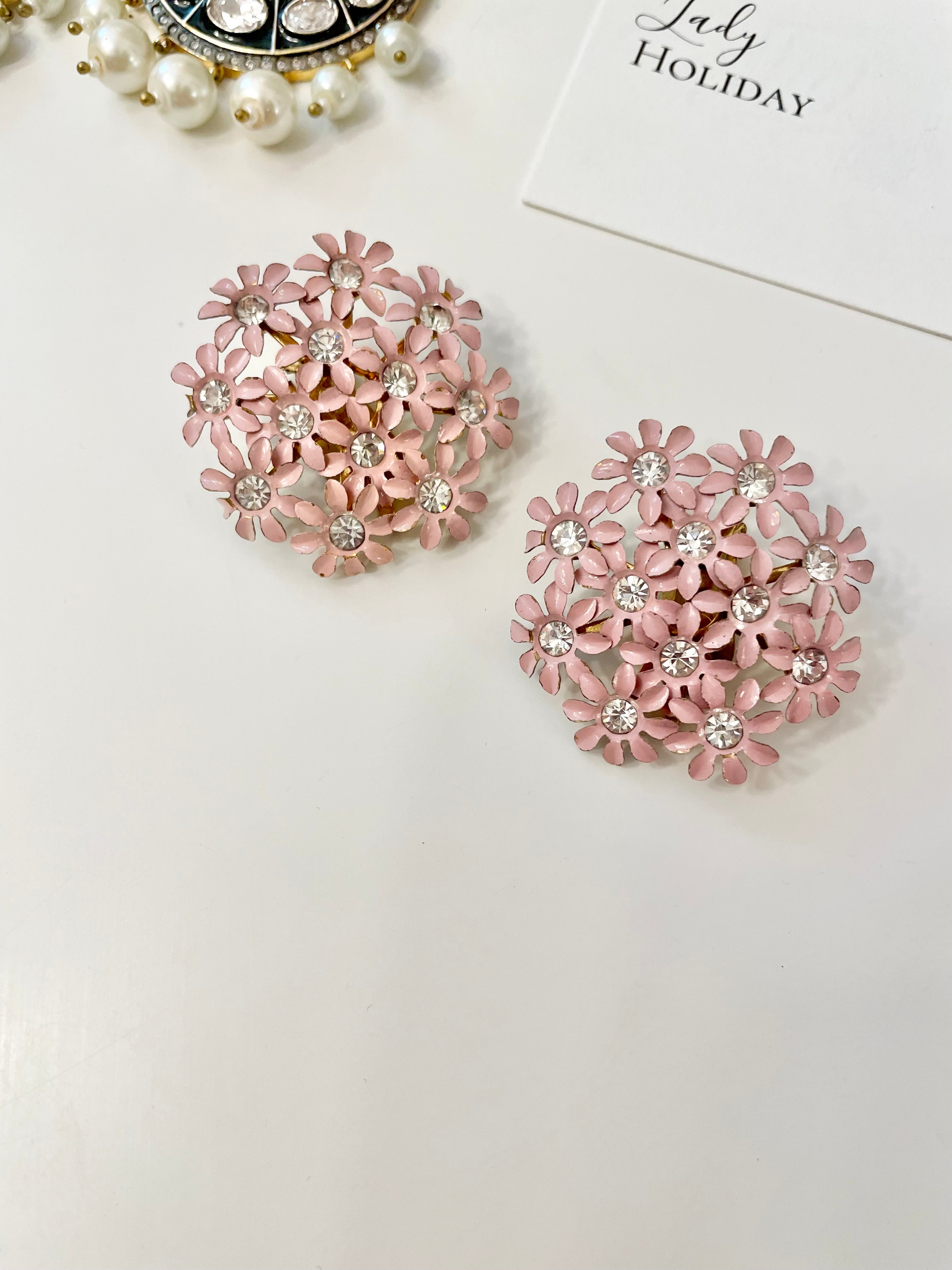 Vintage 1960's lovely petal pink flower earrings... so feminine