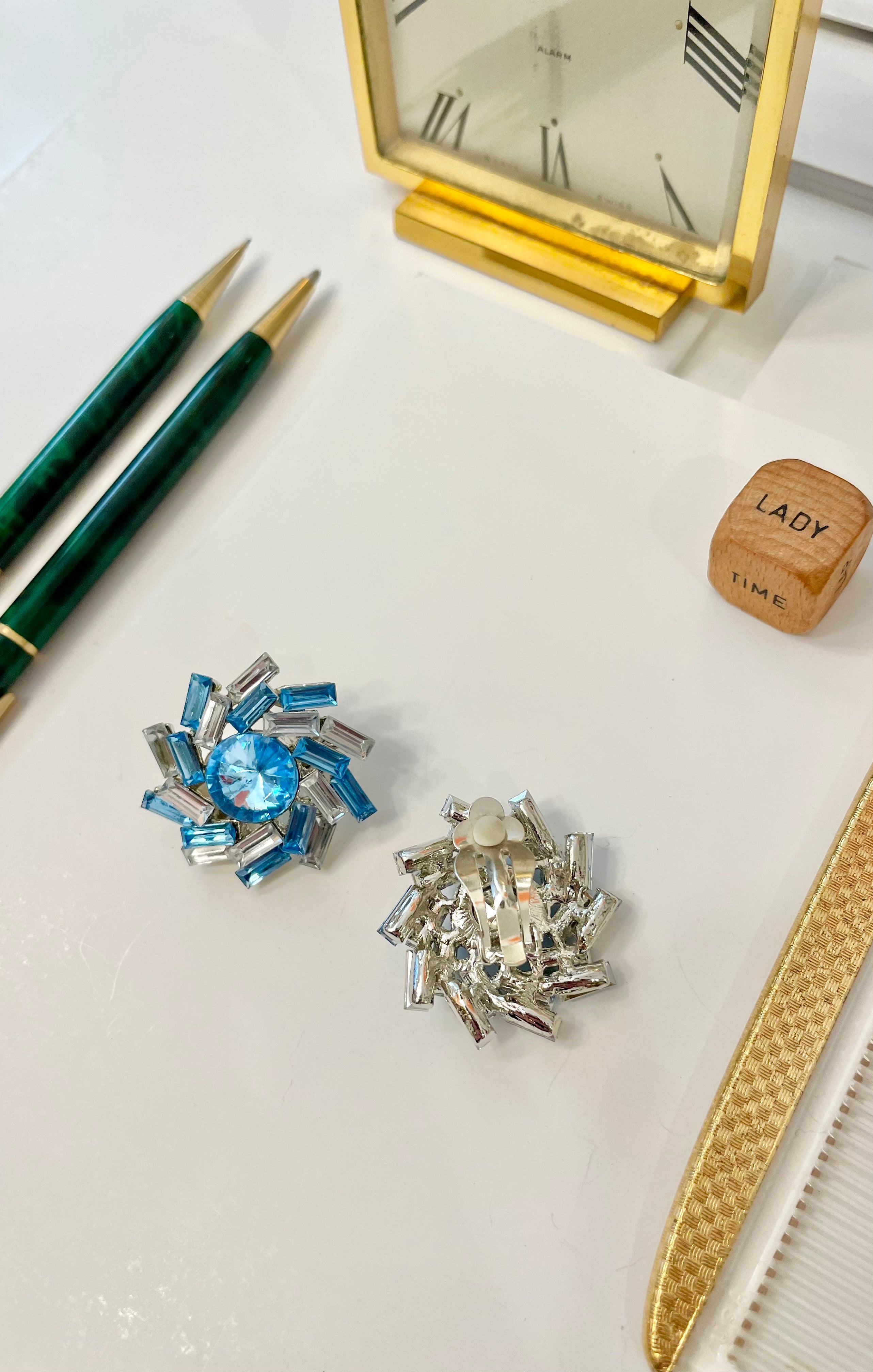 1970's super chic blue crystal flower earrings.... so lovely