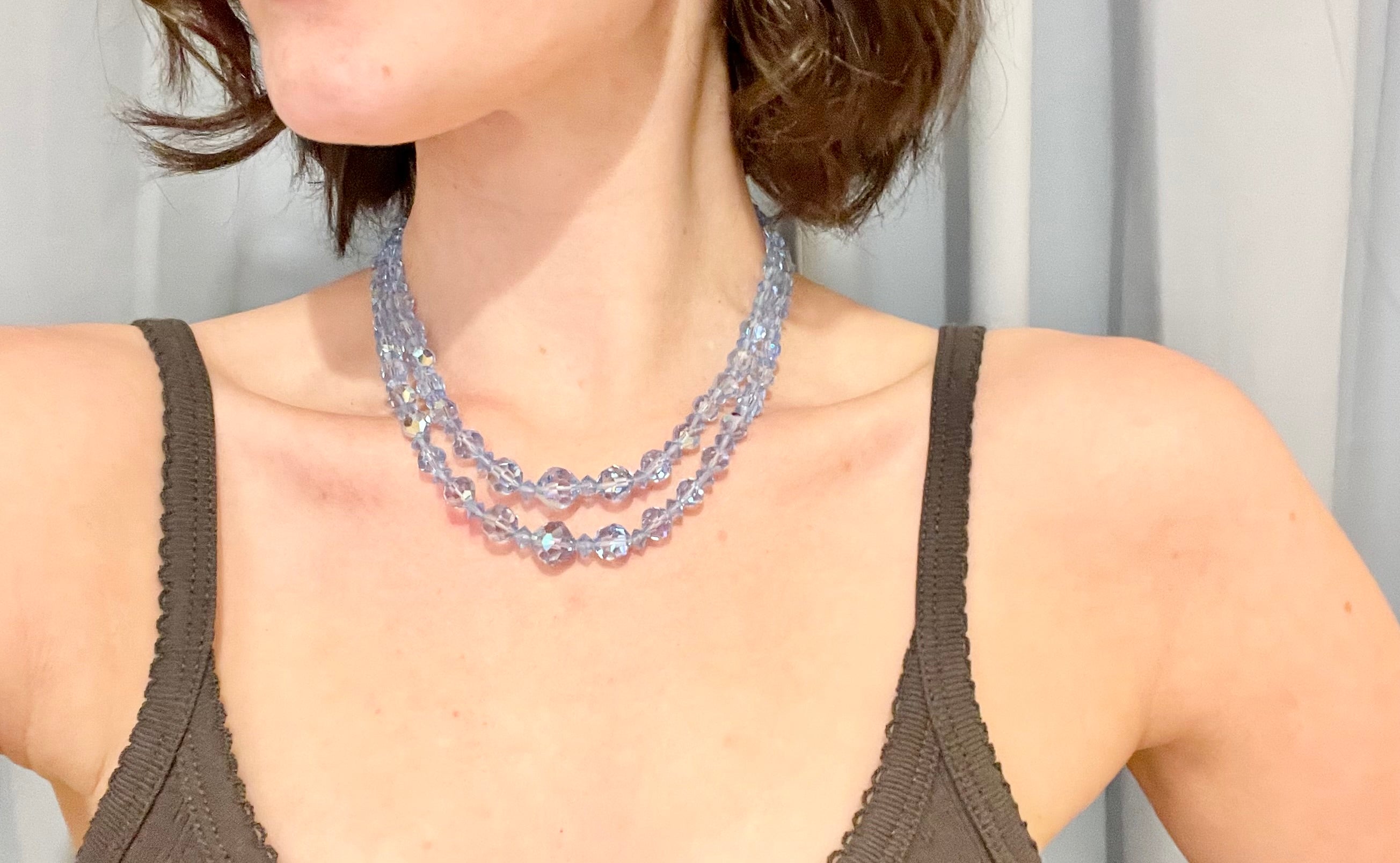 Vintage stunning Austrian crystal feminine blue necklace... so divine