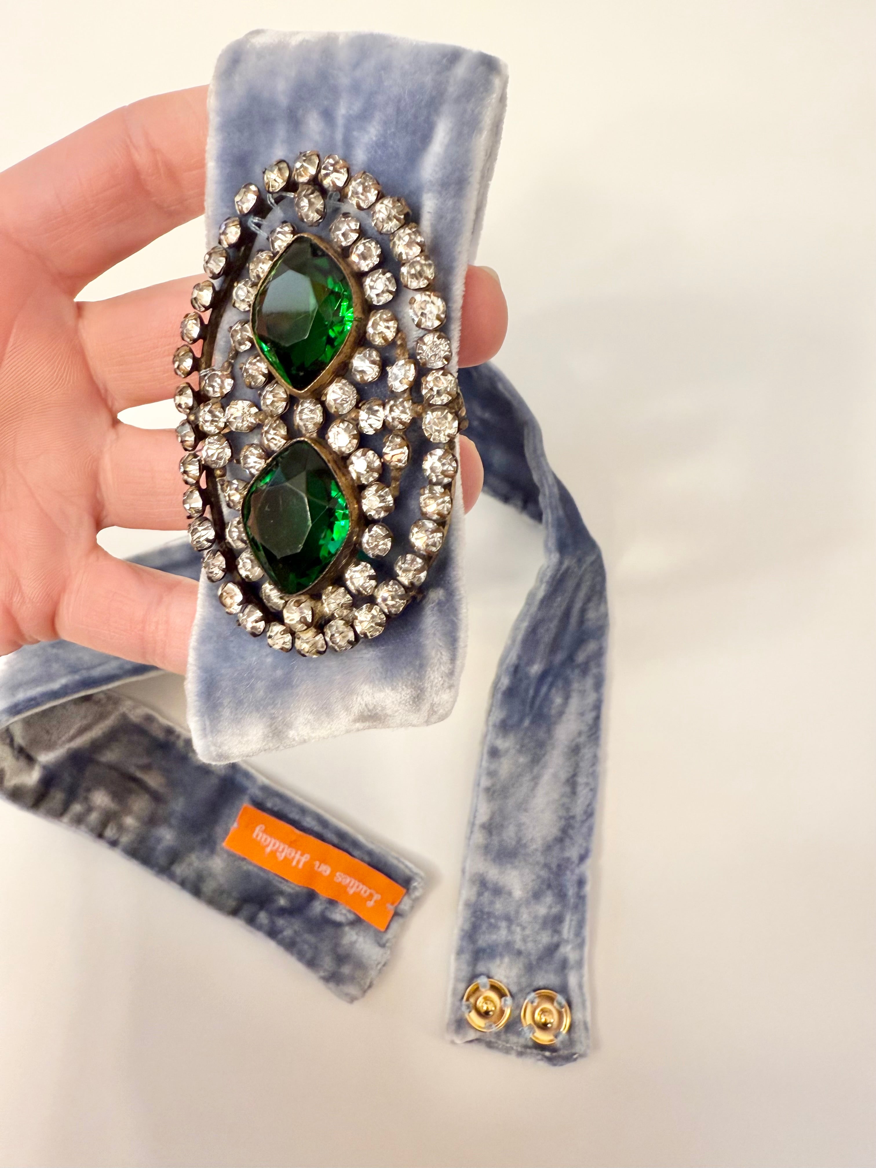 The most extraordinary deco dress belt! Emeralds and velvet.