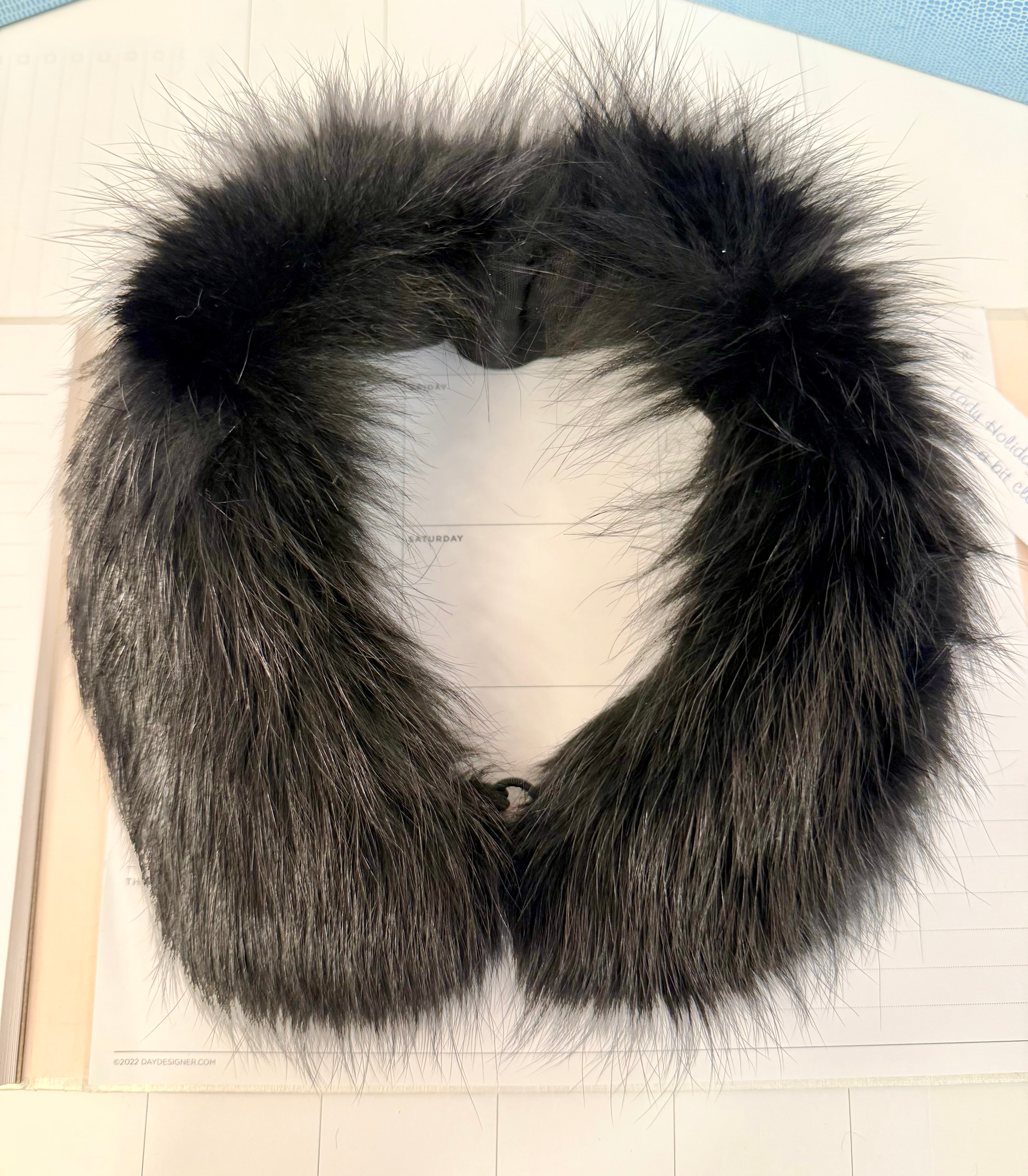 1960's preppy peter pan collar in the most luxurious fox fur.... so chic