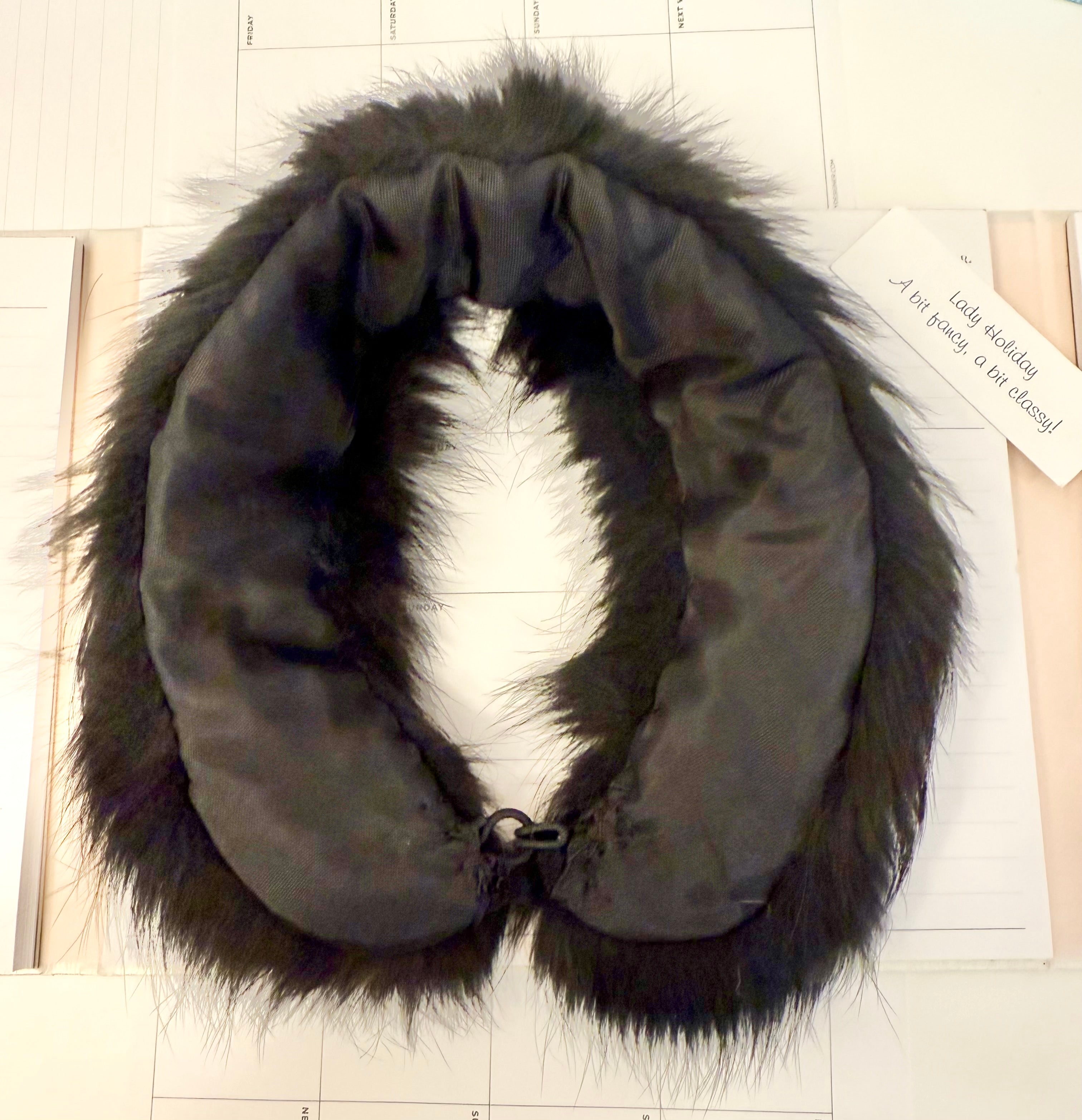 1960's preppy peter pan collar in the most luxurious fox fur.... so chic