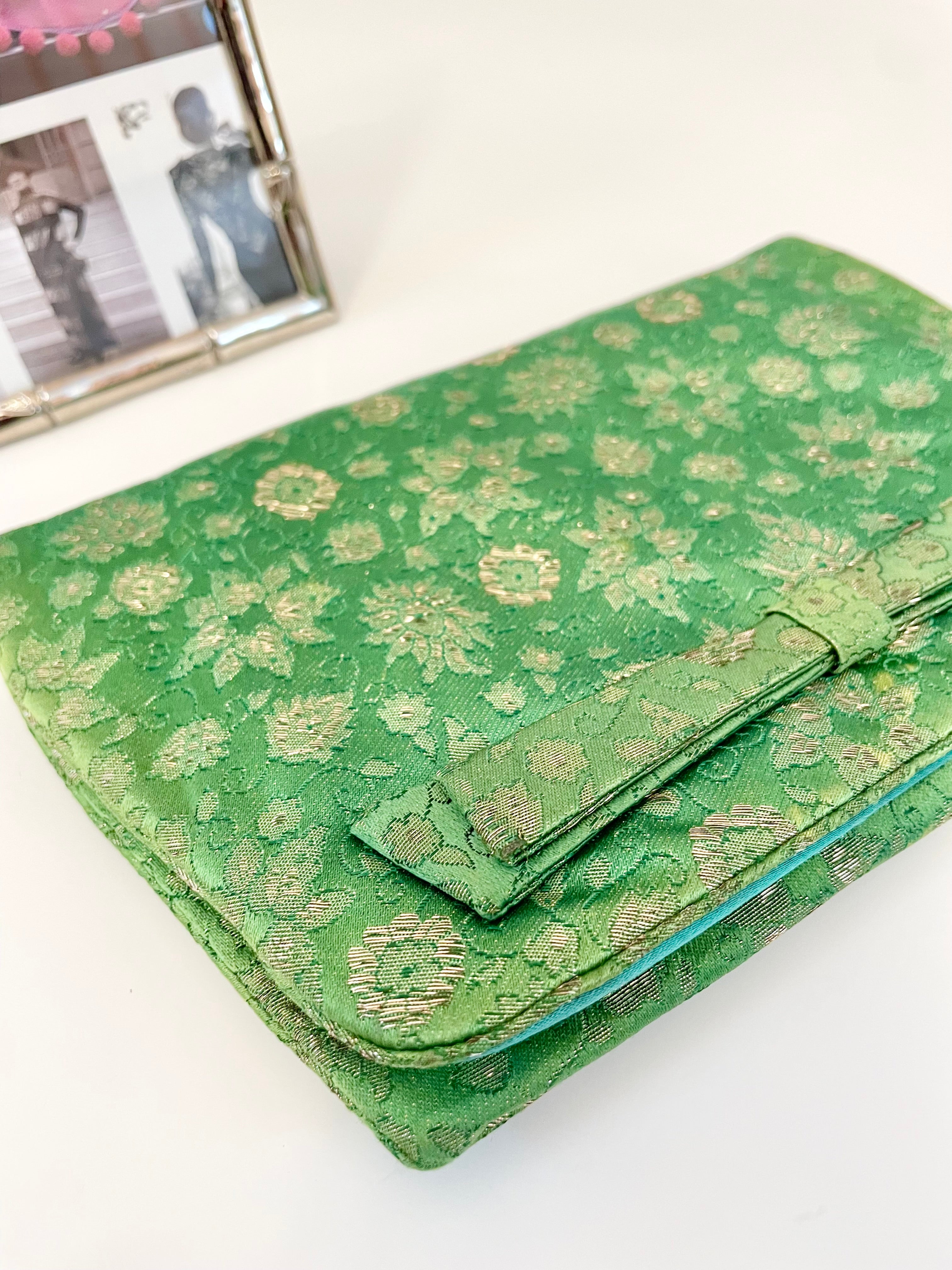 1960's stunning emerald green clutch bag... so fancy