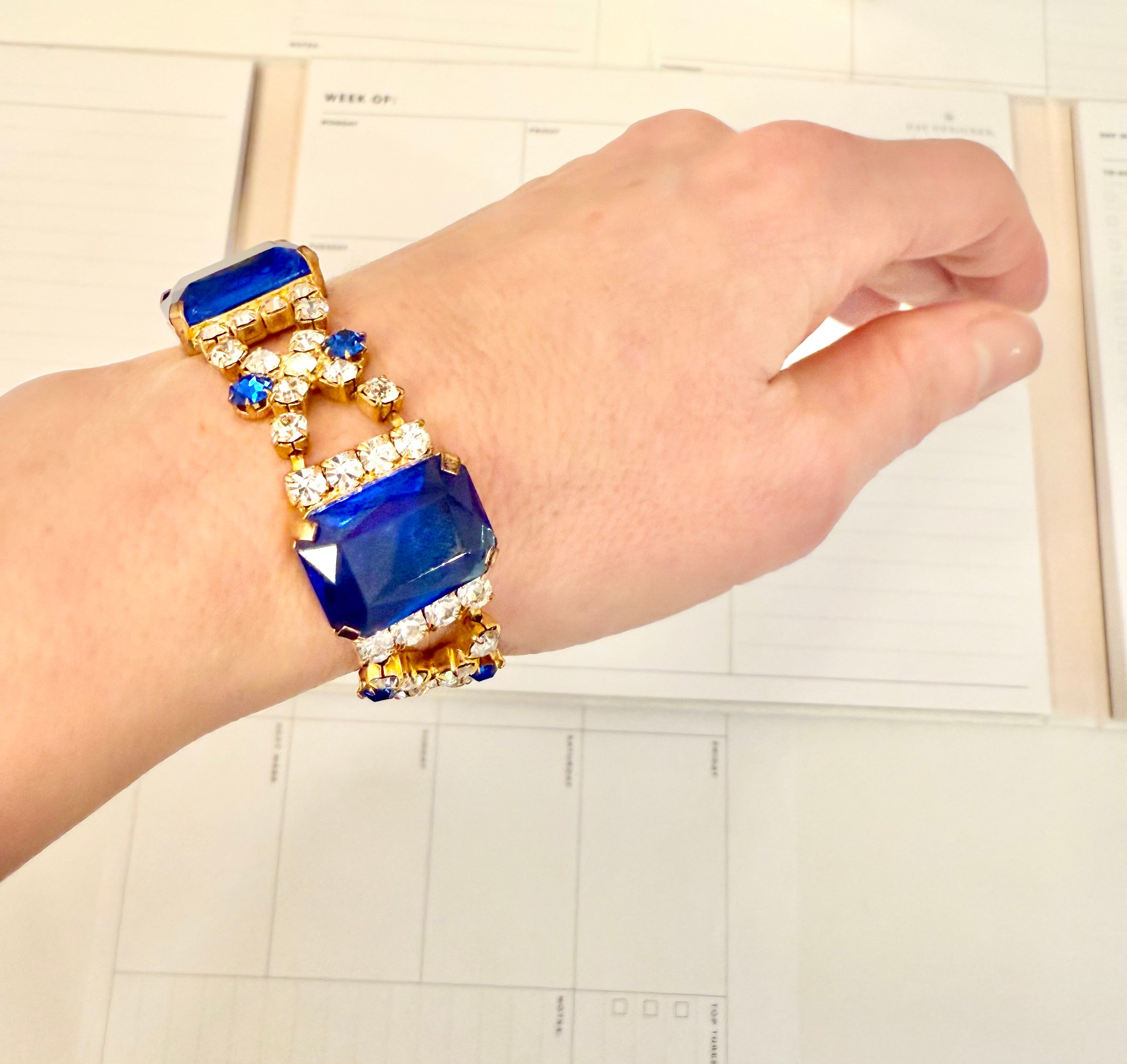 The most extraordinary sapphire glass bracelet...... so elegant