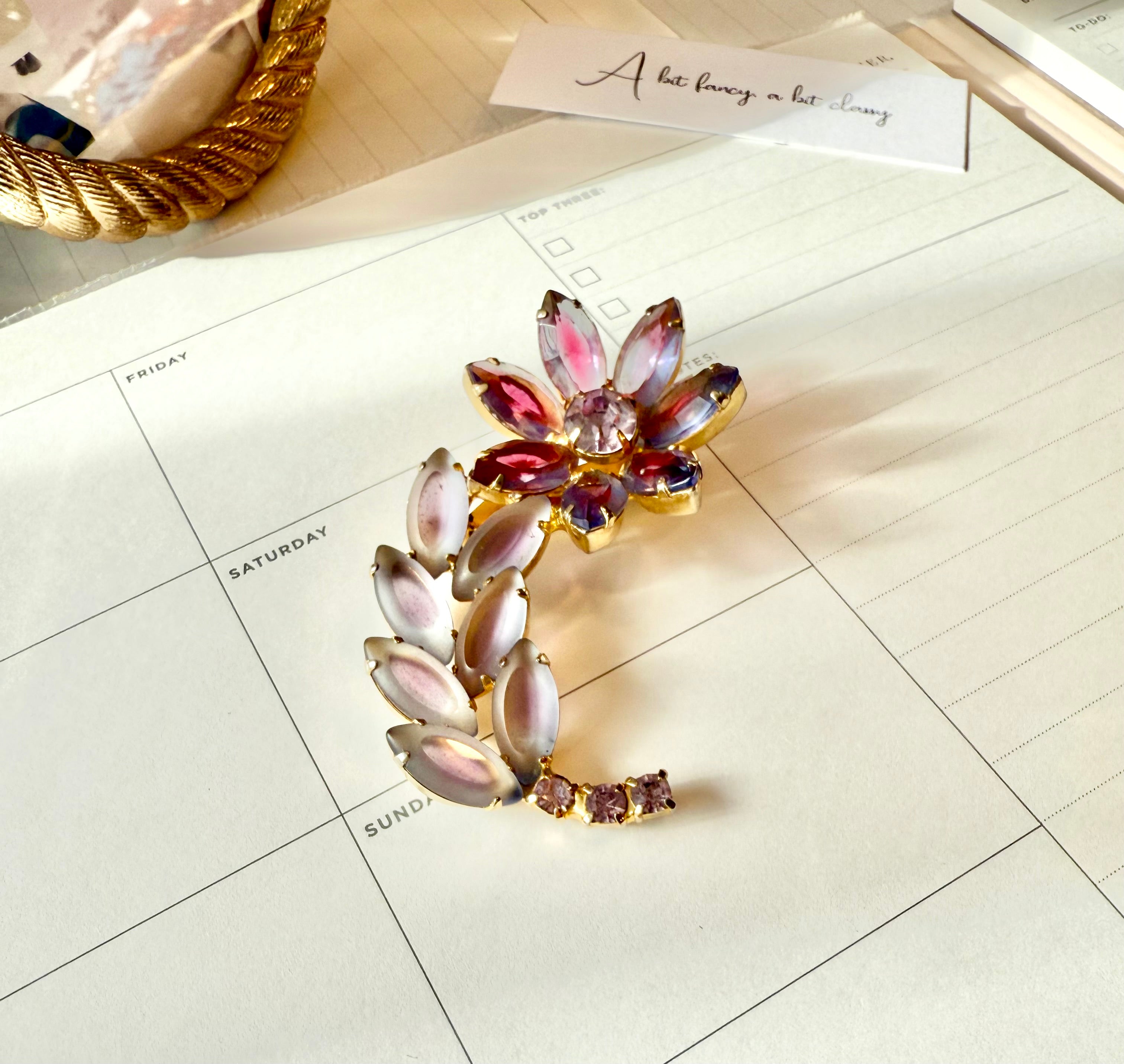 The prettiest soft purple glass flower brooch... so feminine