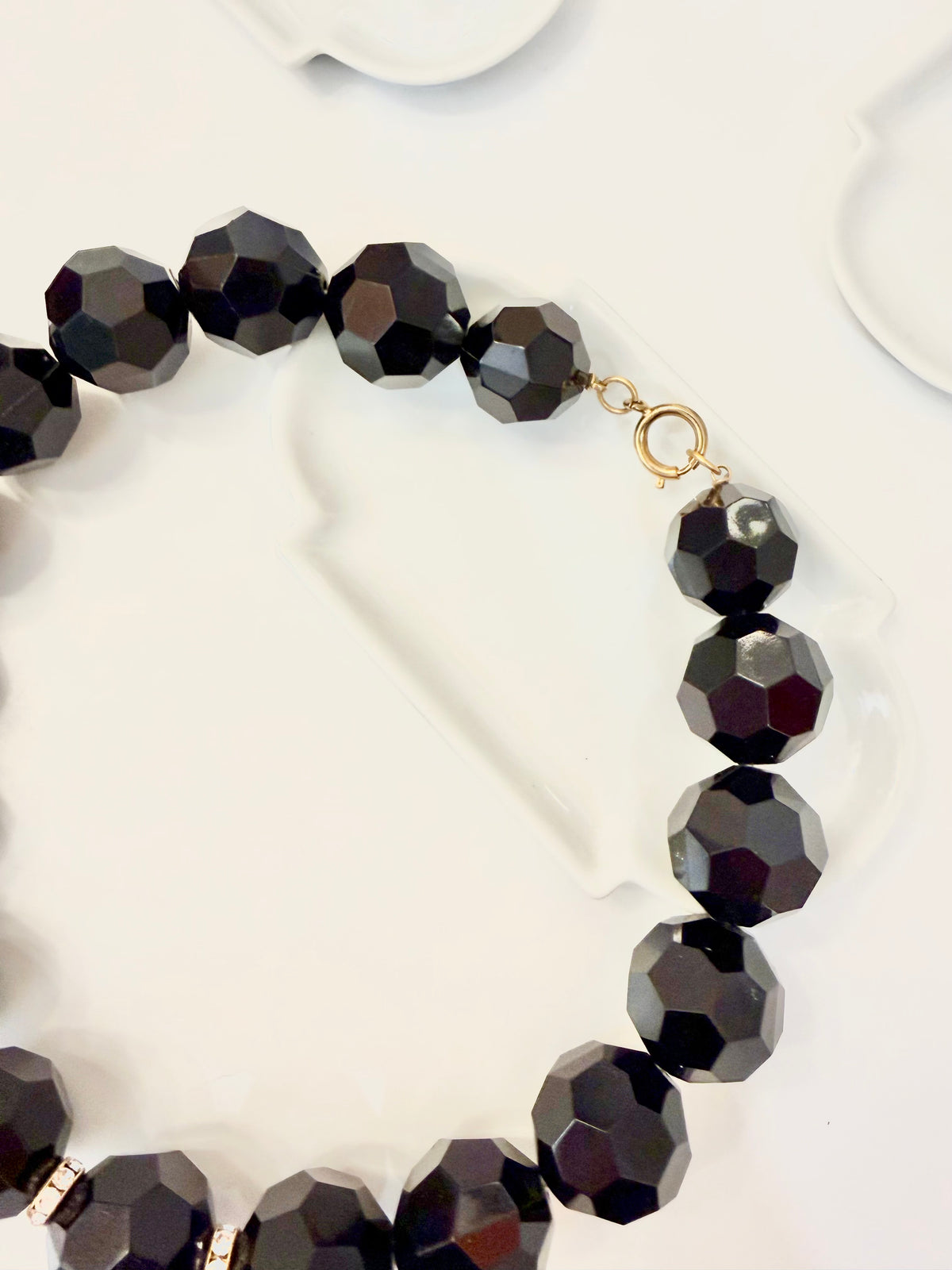 The most divine faux faceted onyx resin statement necklace....timeless