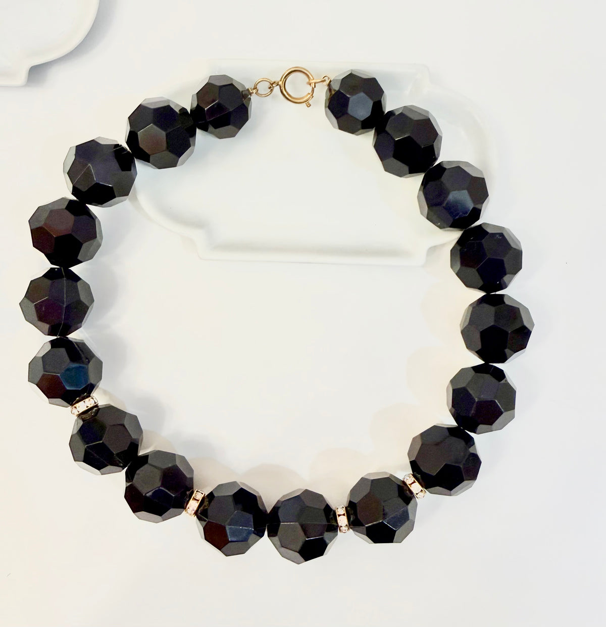 The most divine faux faceted onyx resin statement necklace....timeless
