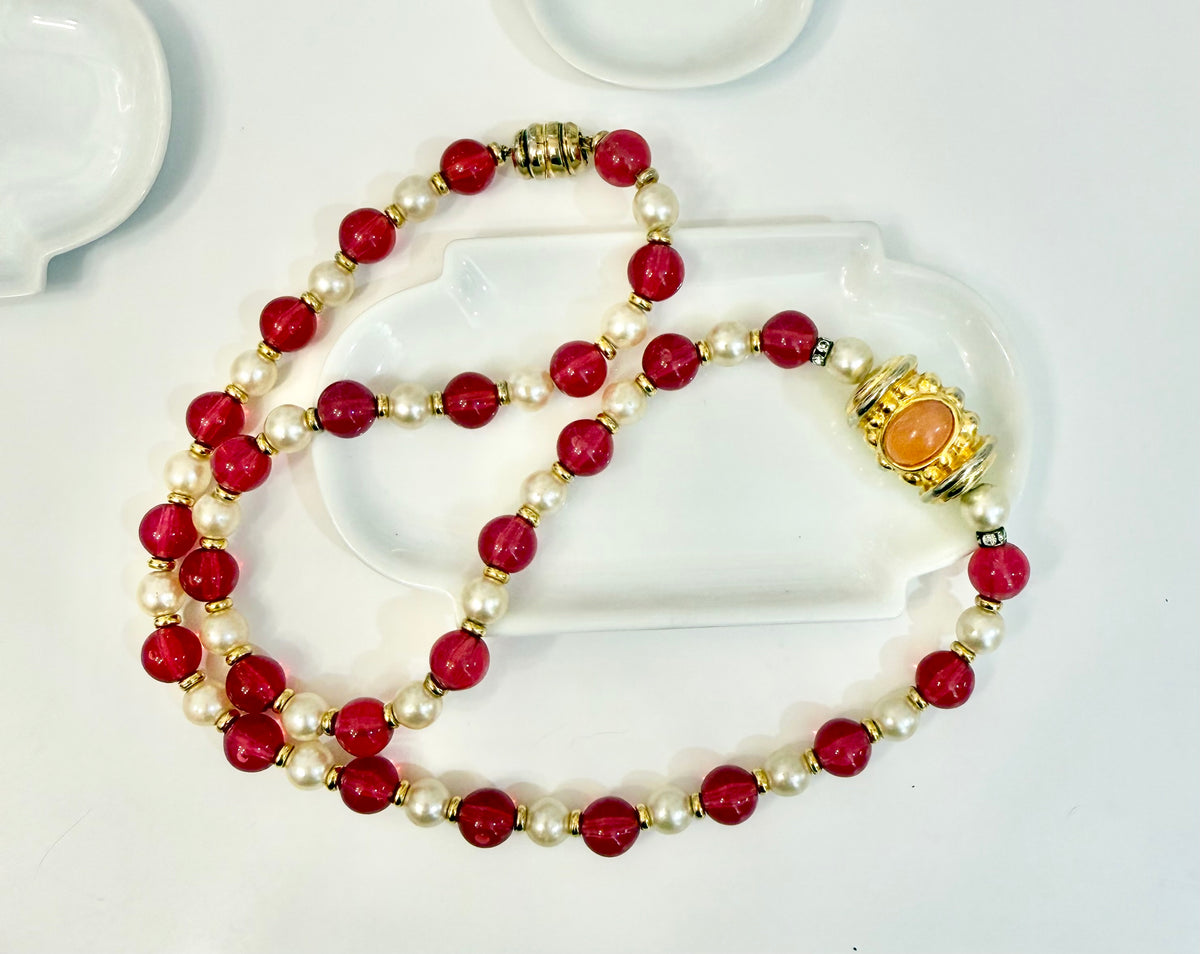 The prettiest deep faux ruby glass beaded necklace ..... a perfect layering piece